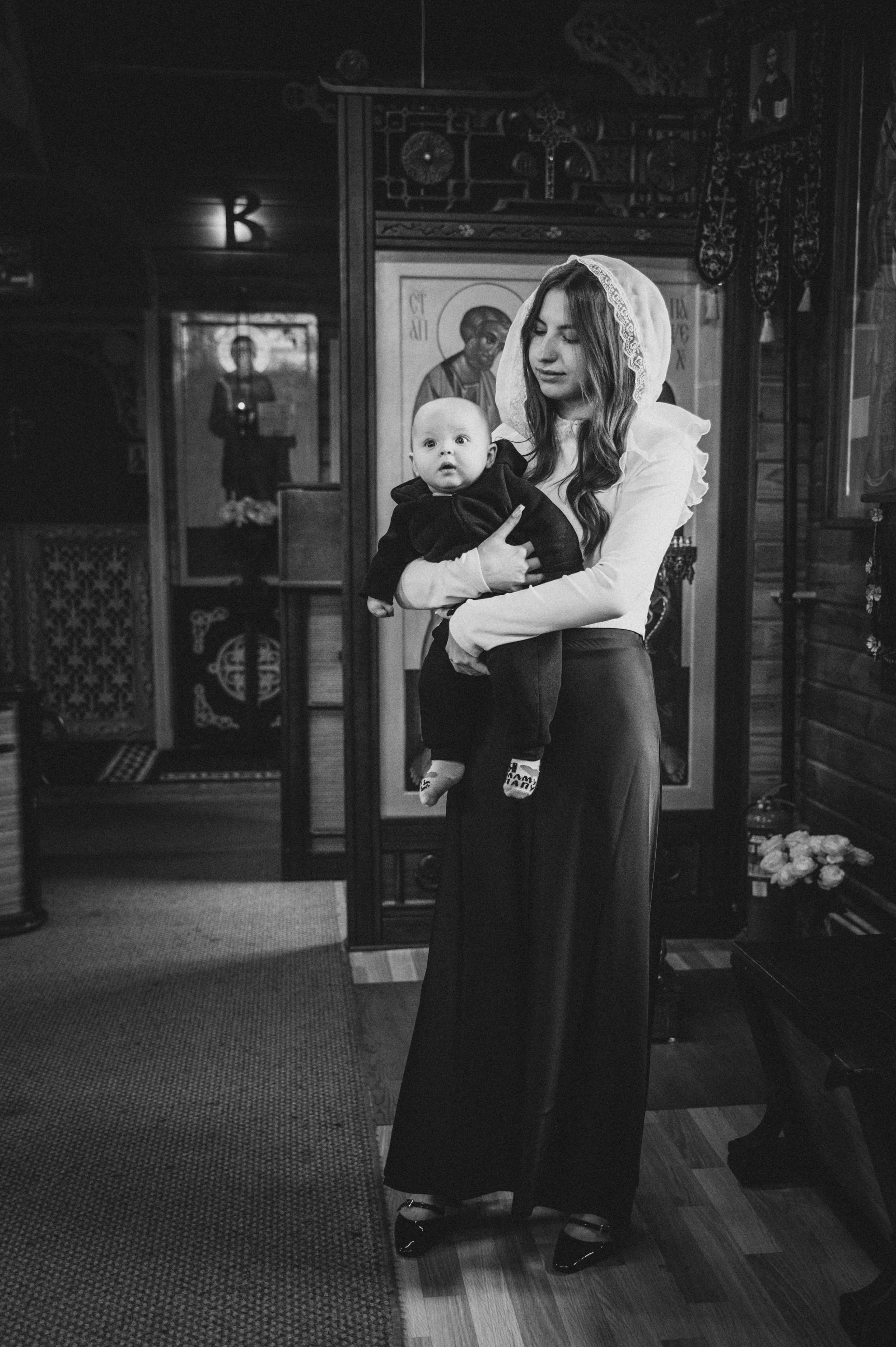 Крещение Егора (ХРАМ СВЯТИТЕЛЯ НИКОЛАЯ ЯПОНСКОГО) частичная конфиденциальность. Семейный фотограф в Минске Дарья Дреко