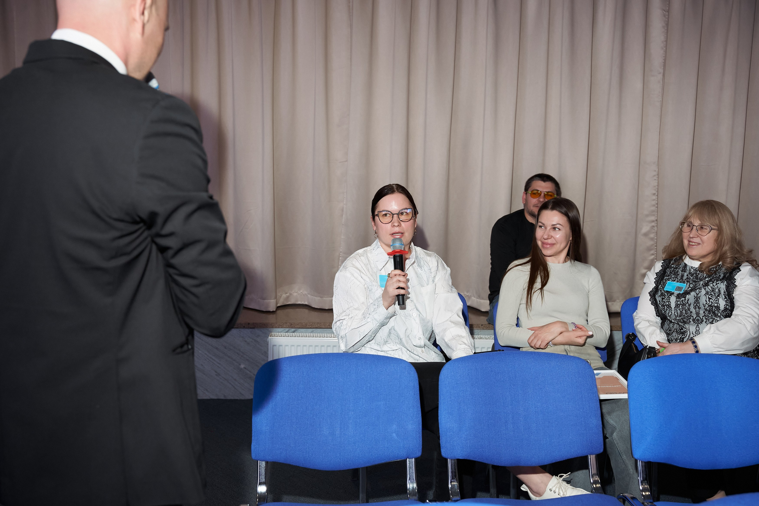 СЛУШАТЕЛИ. PRO-AGELESS