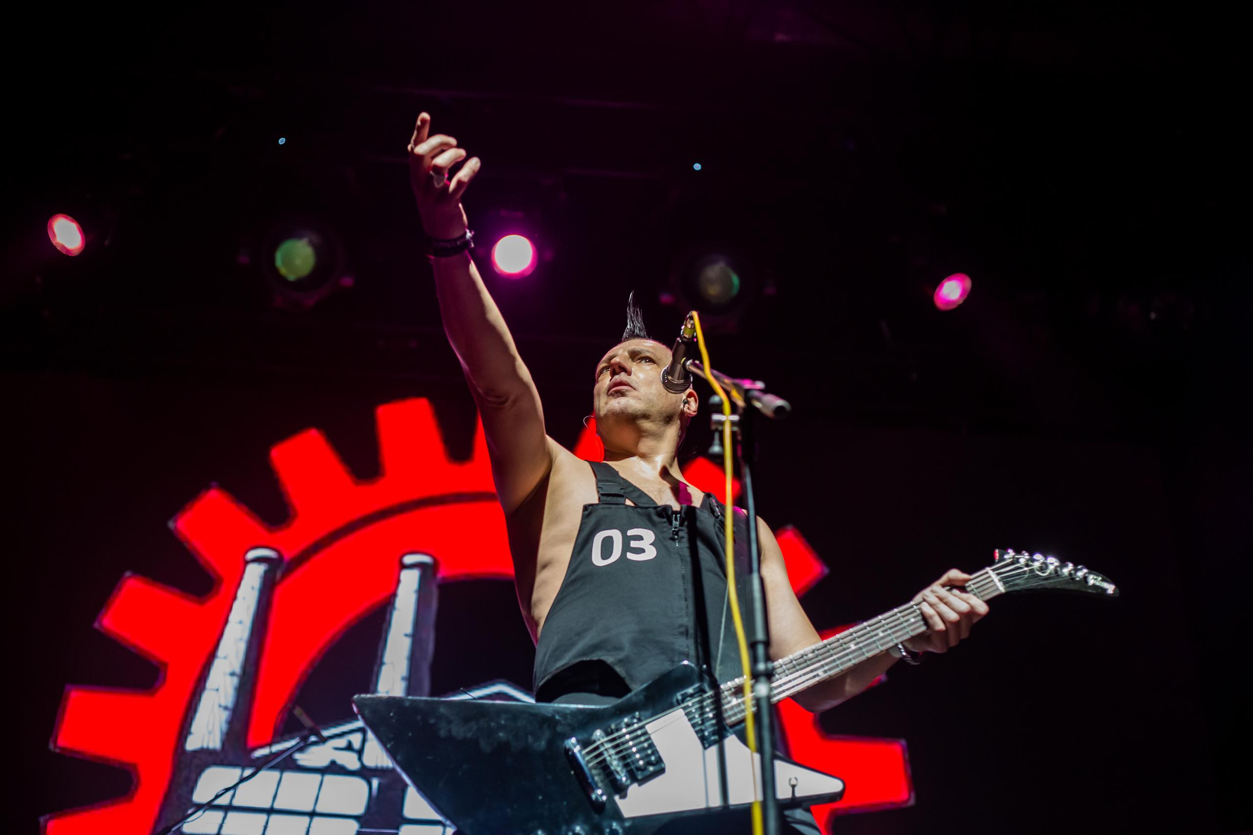 БРИГАДНЫЙ ПОДРЯД. Фотограф Сонкина Татьяна