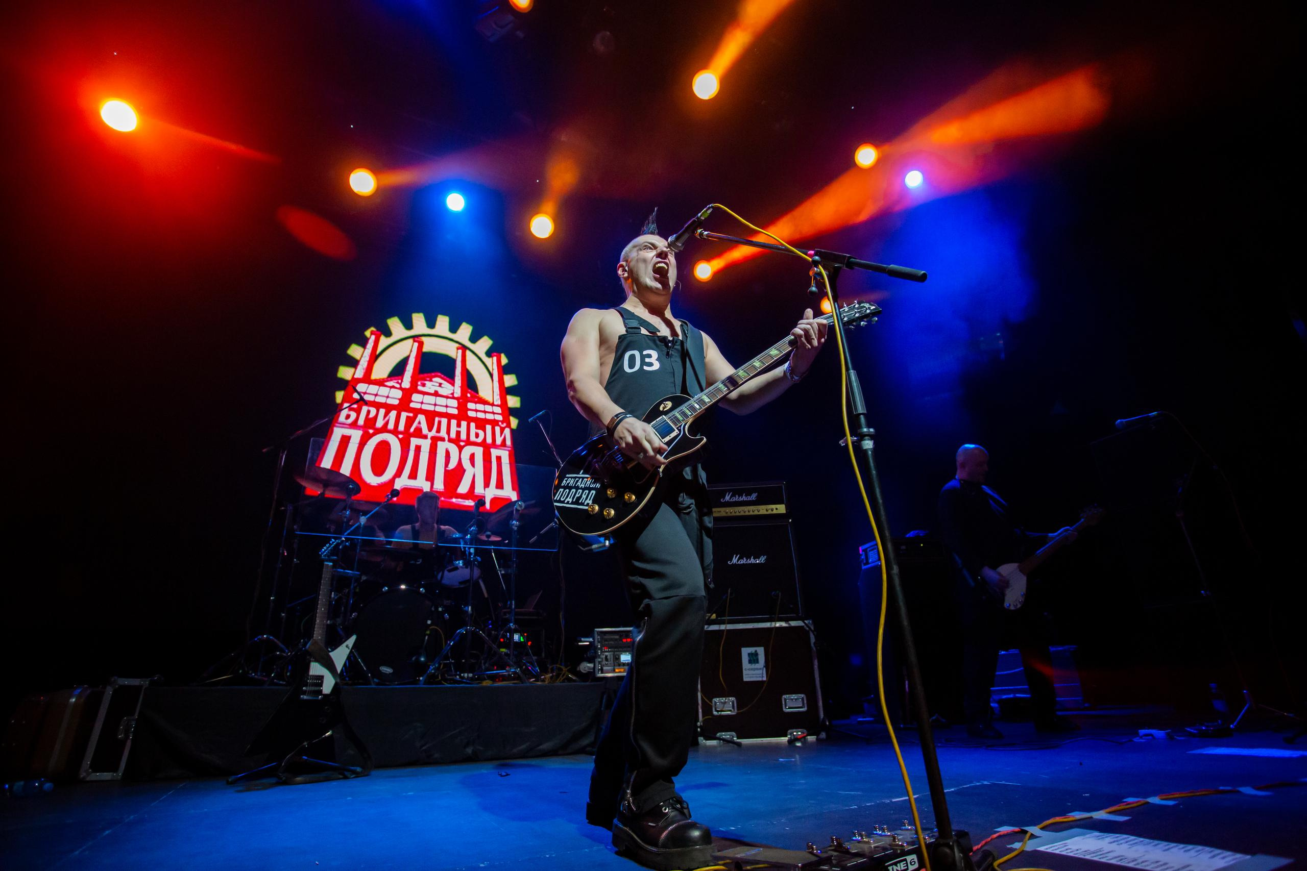 БРИГАДНЫЙ ПОДРЯД. Фотограф Сонкина Татьяна