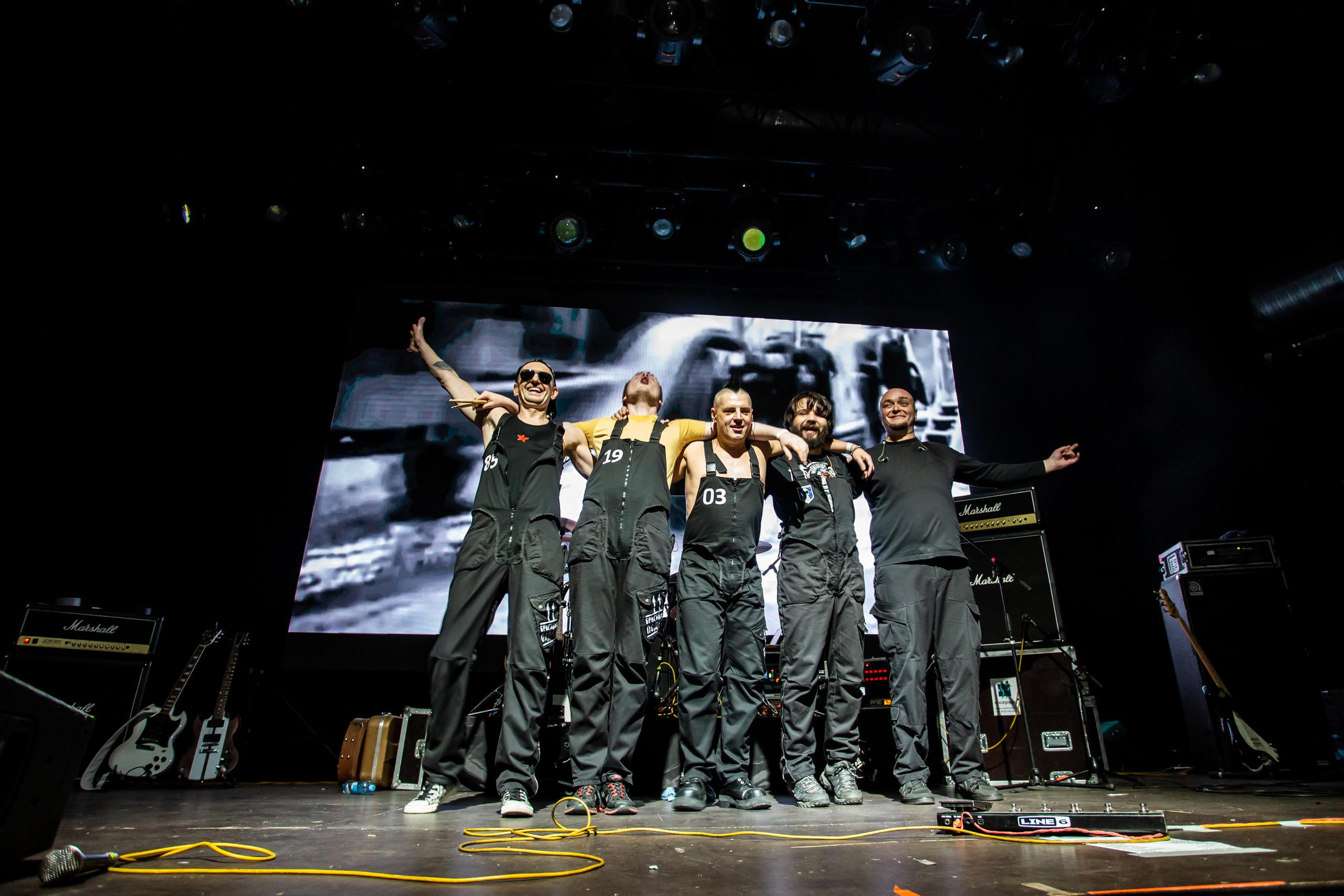 БРИГАДНЫЙ ПОДРЯД. Фотограф Сонкина Татьяна