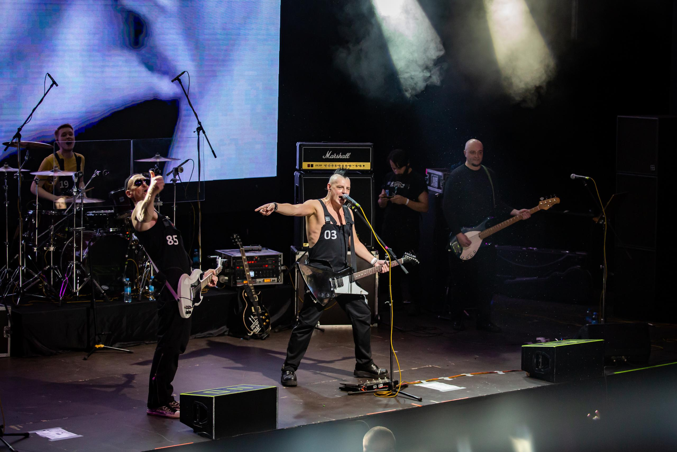 БРИГАДНЫЙ ПОДРЯД. Фотограф Сонкина Татьяна