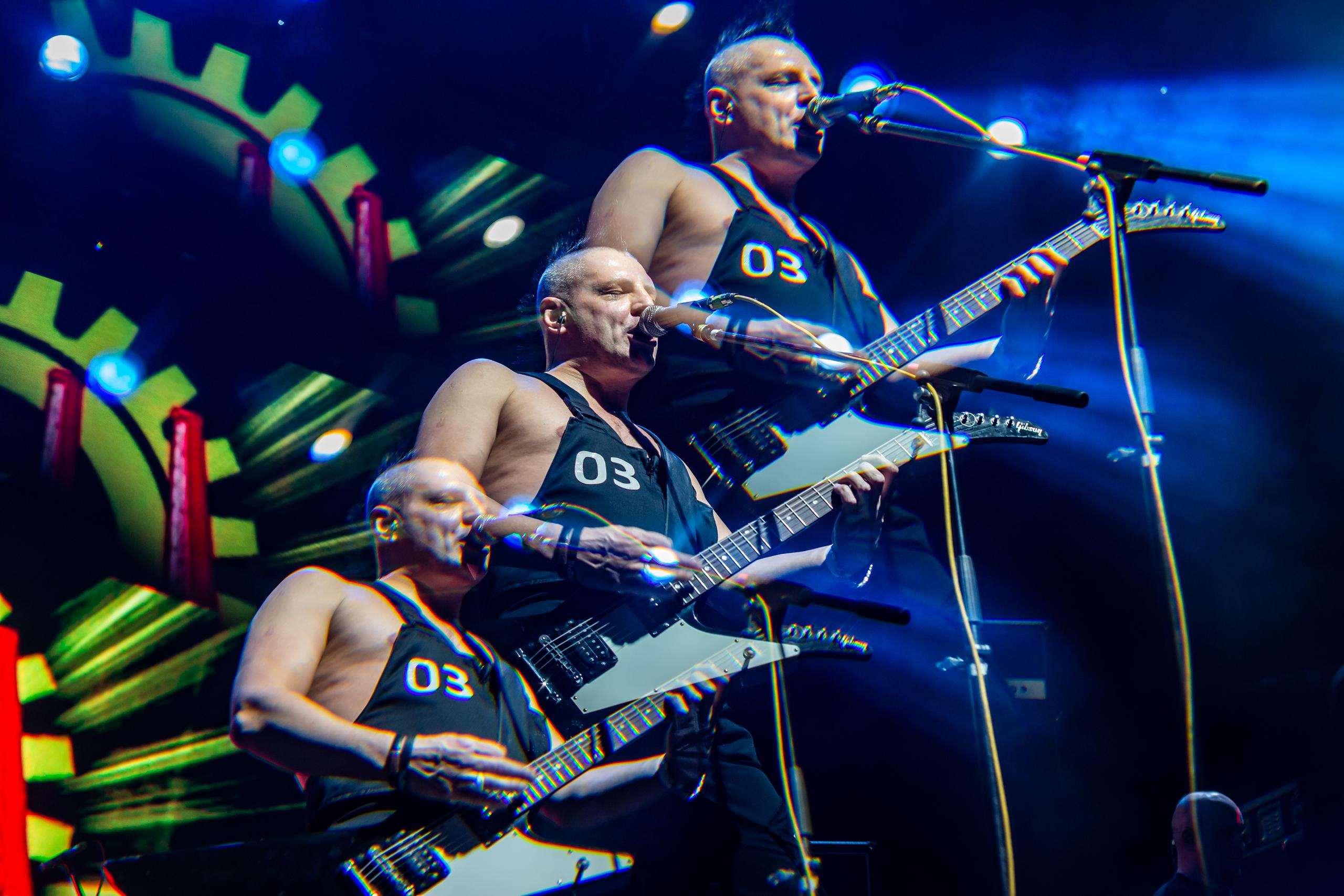 БРИГАДНЫЙ ПОДРЯД. Фотограф Сонкина Татьяна