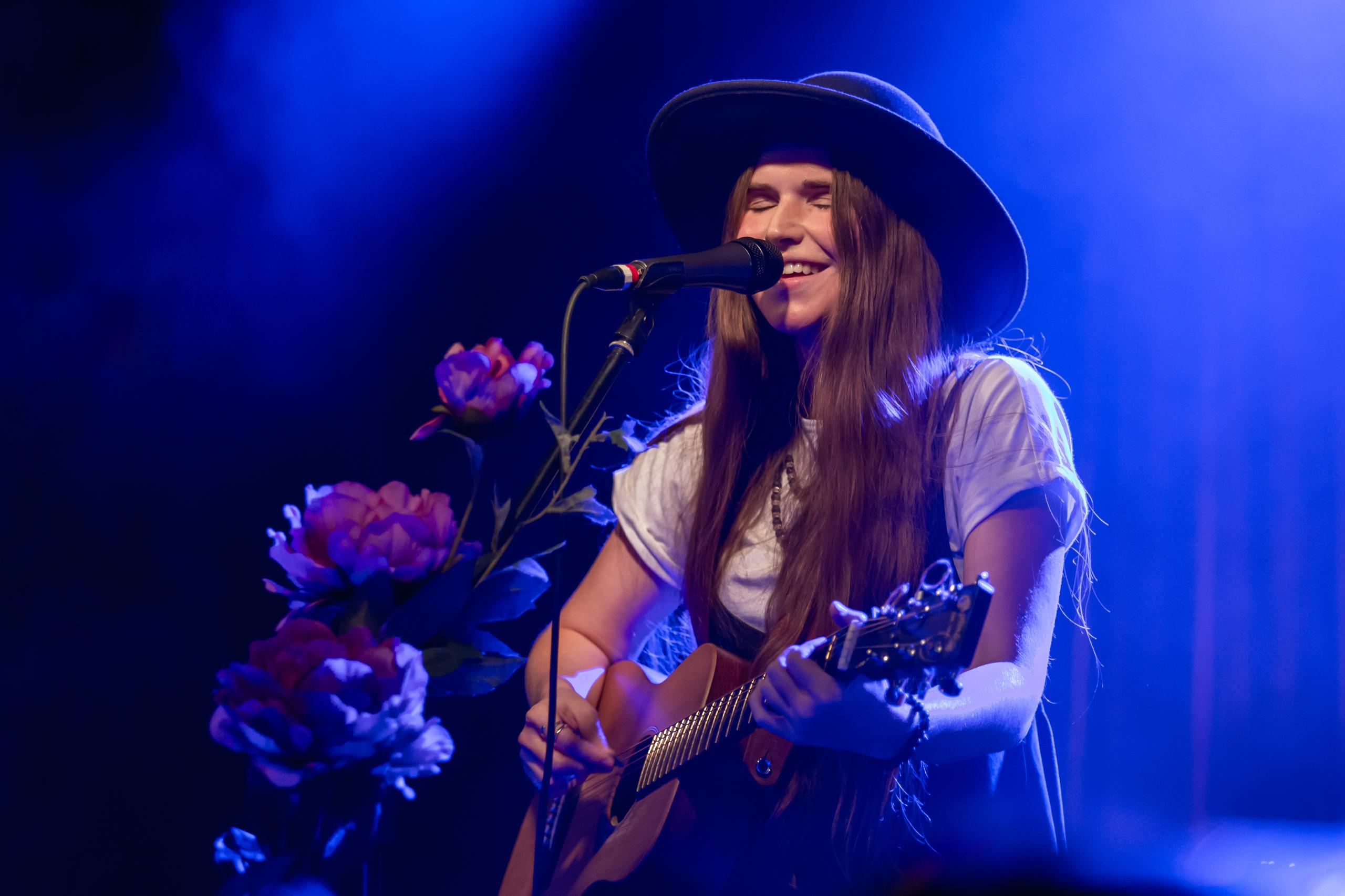 ОБНИМИ КИТА. Фотограф Сонкина Татьяна