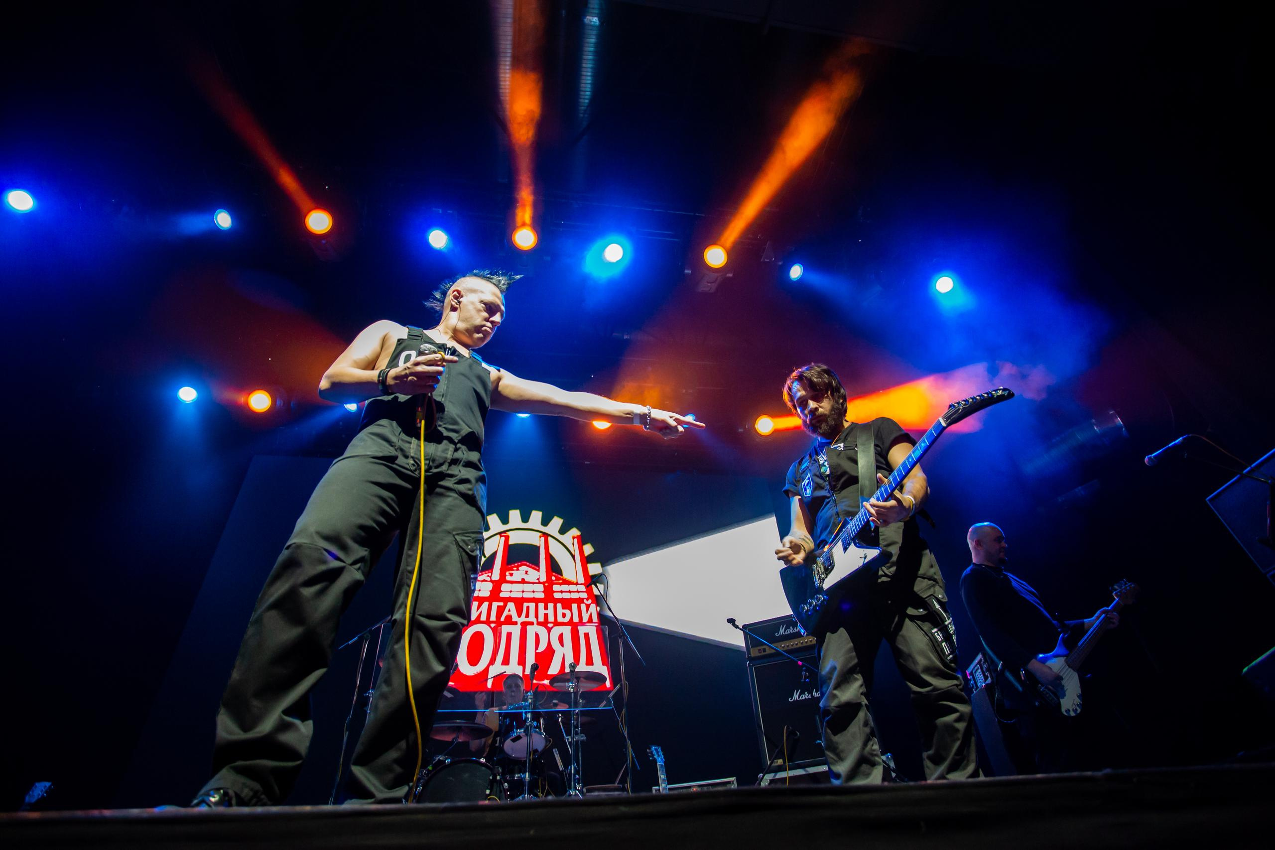 БРИГАДНЫЙ ПОДРЯД. Фотограф Сонкина Татьяна