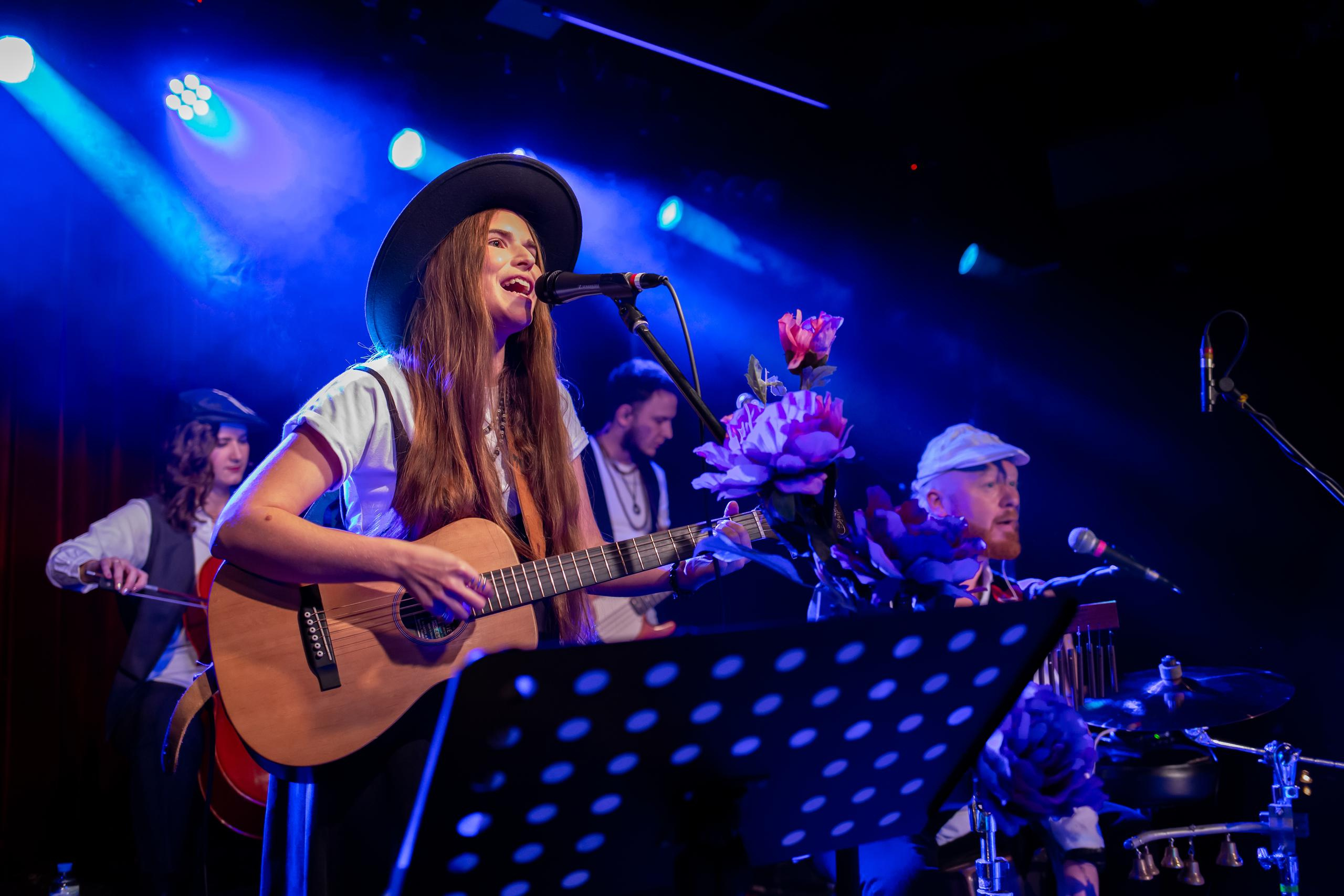 ОБНИМИ КИТА. Фотограф Сонкина Татьяна