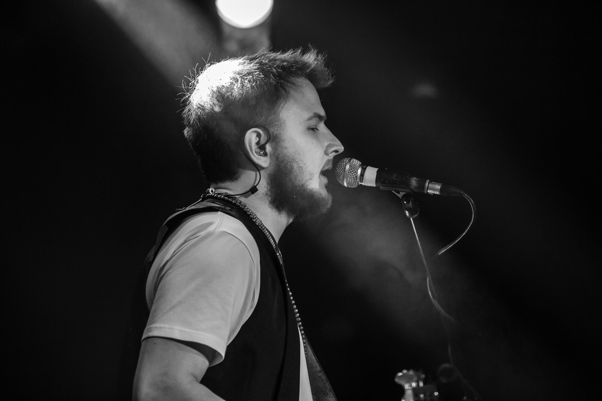 ОБНИМИ КИТА. Фотограф Сонкина Татьяна