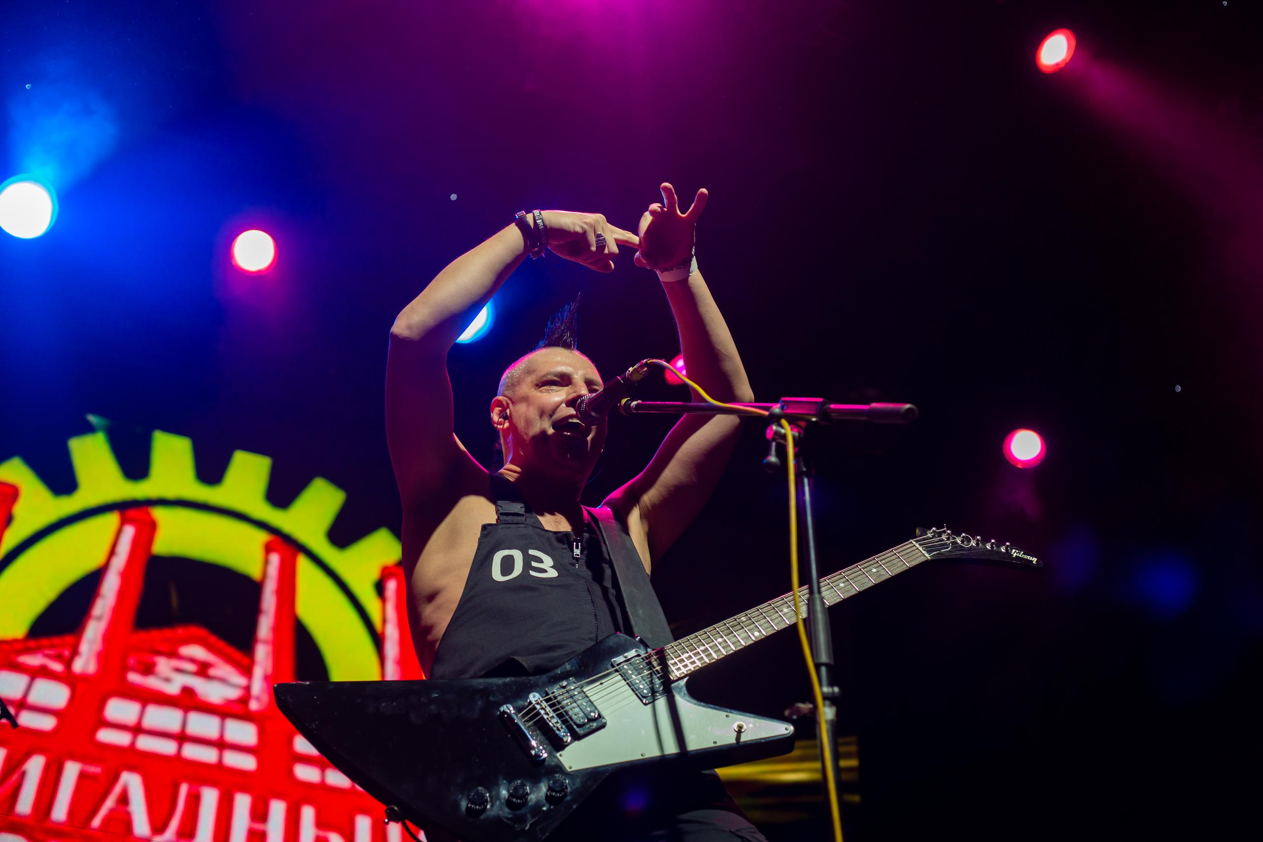 БРИГАДНЫЙ ПОДРЯД. Фотограф Сонкина Татьяна