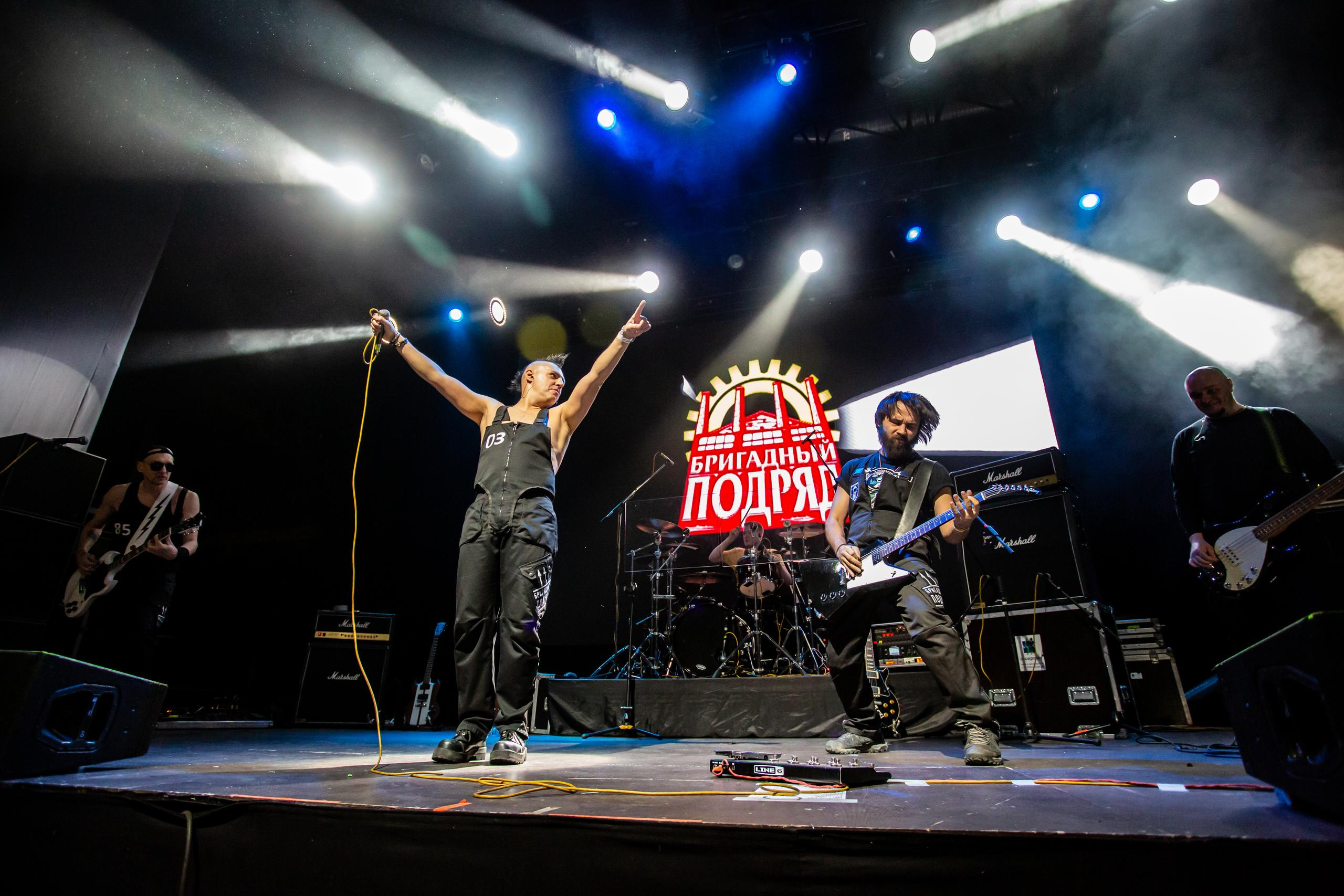 БРИГАДНЫЙ ПОДРЯД. Фотограф Сонкина Татьяна