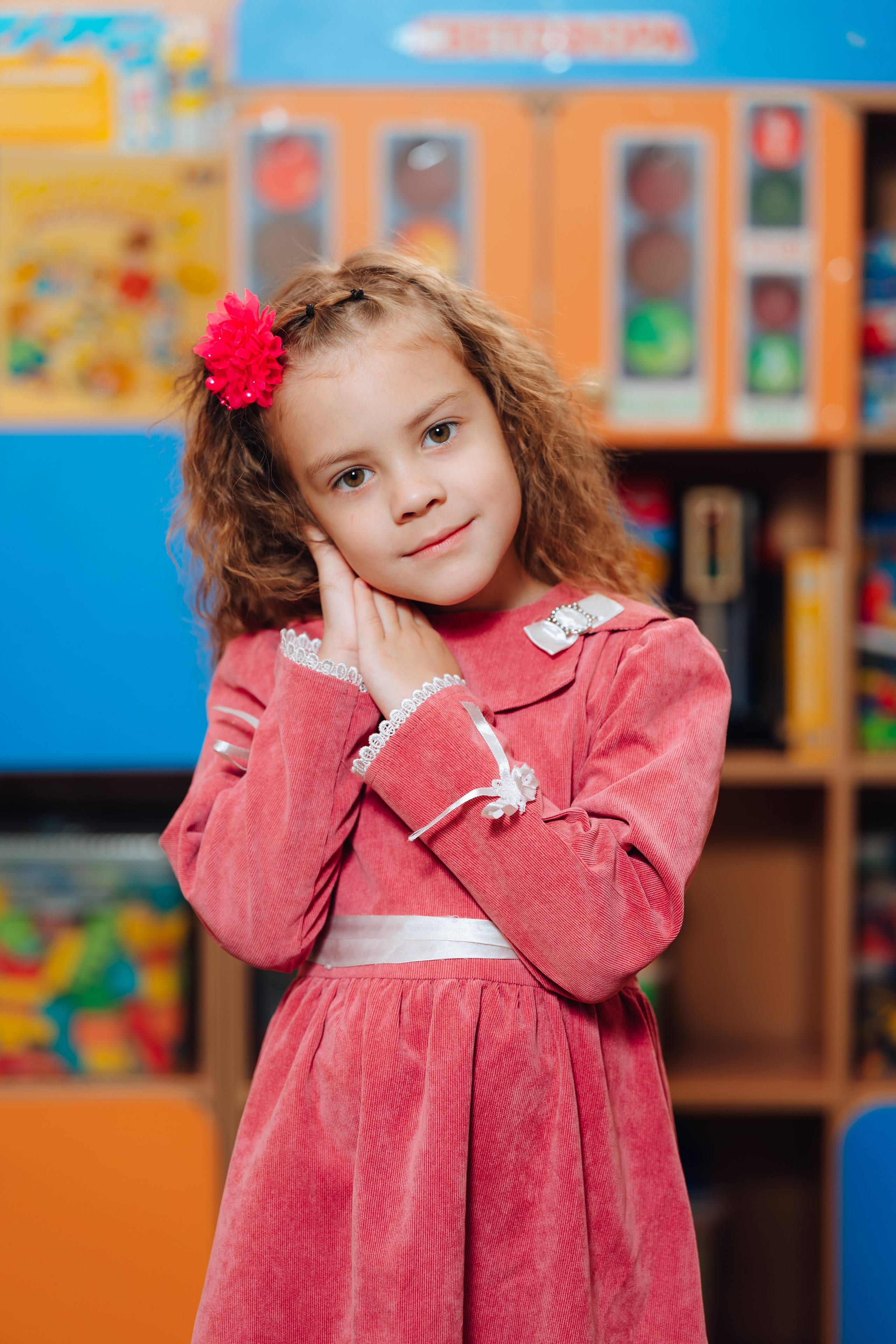 Портреты в интерьере группы. Детский и семейный фотограф Катерина Мишина