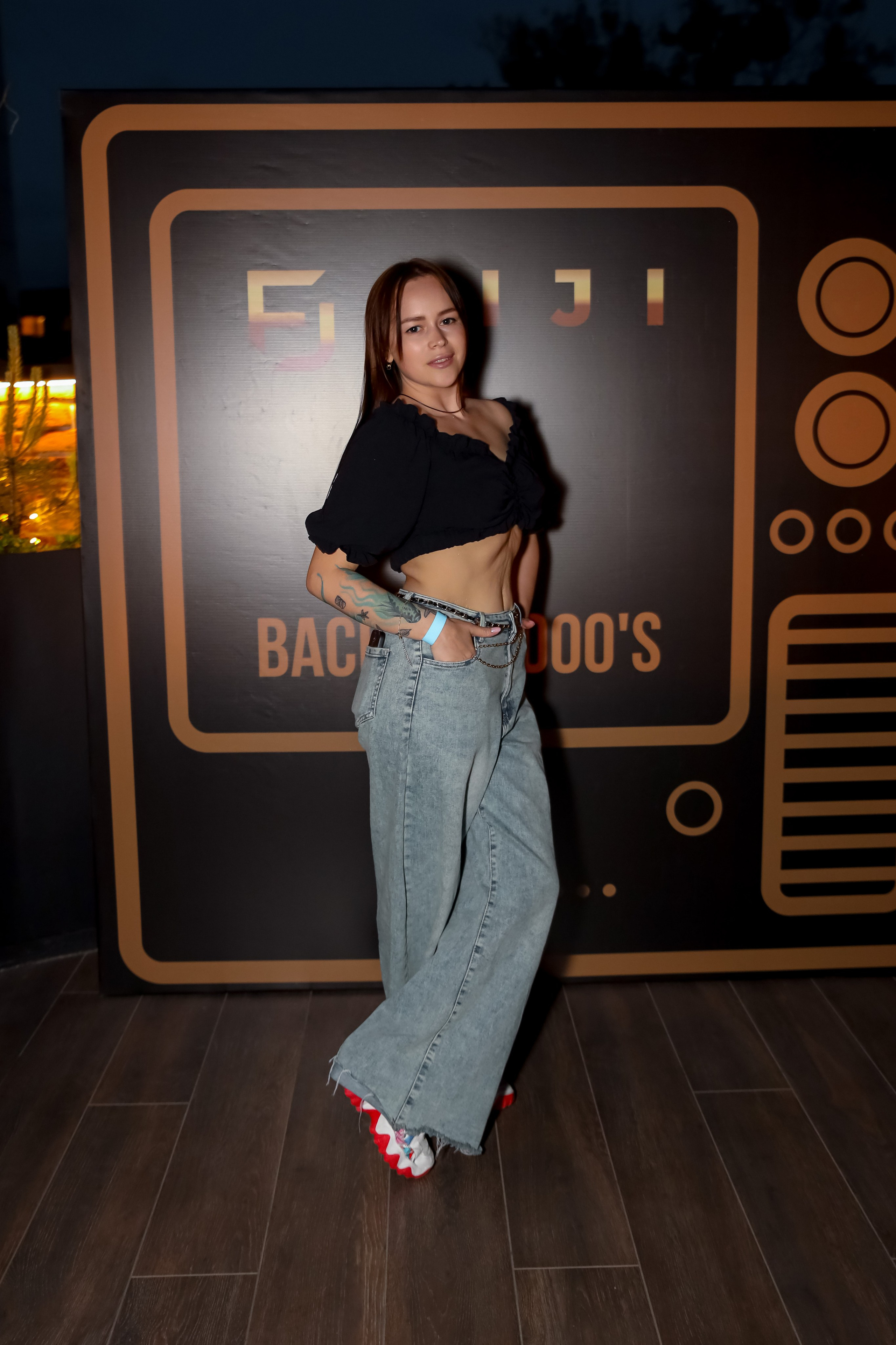 LA night & Fiji wave. 2000’s