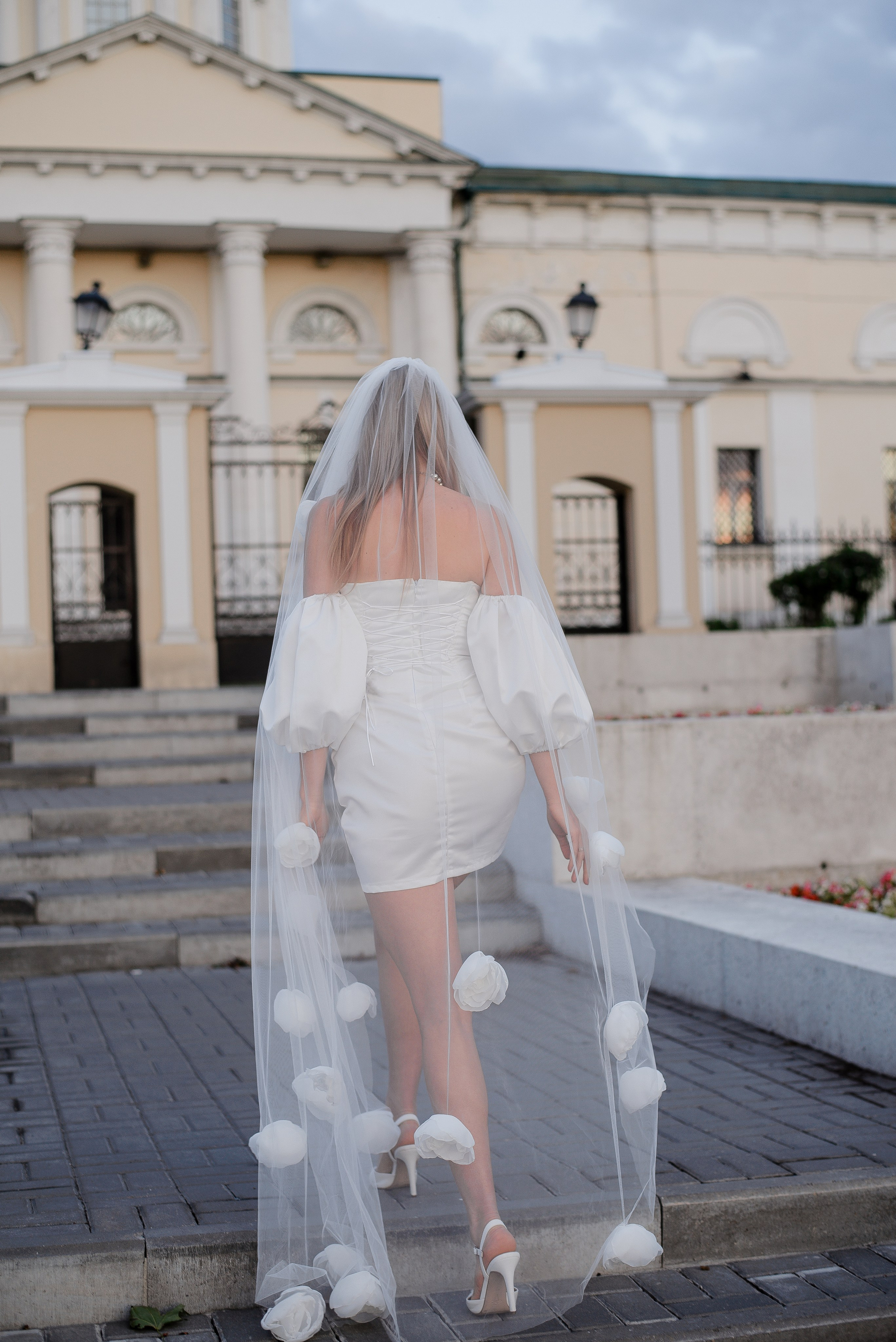 Свадьба и банкеты. Дина — ваш фотограф в Коломне и Москве. Живые портреты, любимые люди, важные события. Всё, что хочется помнить