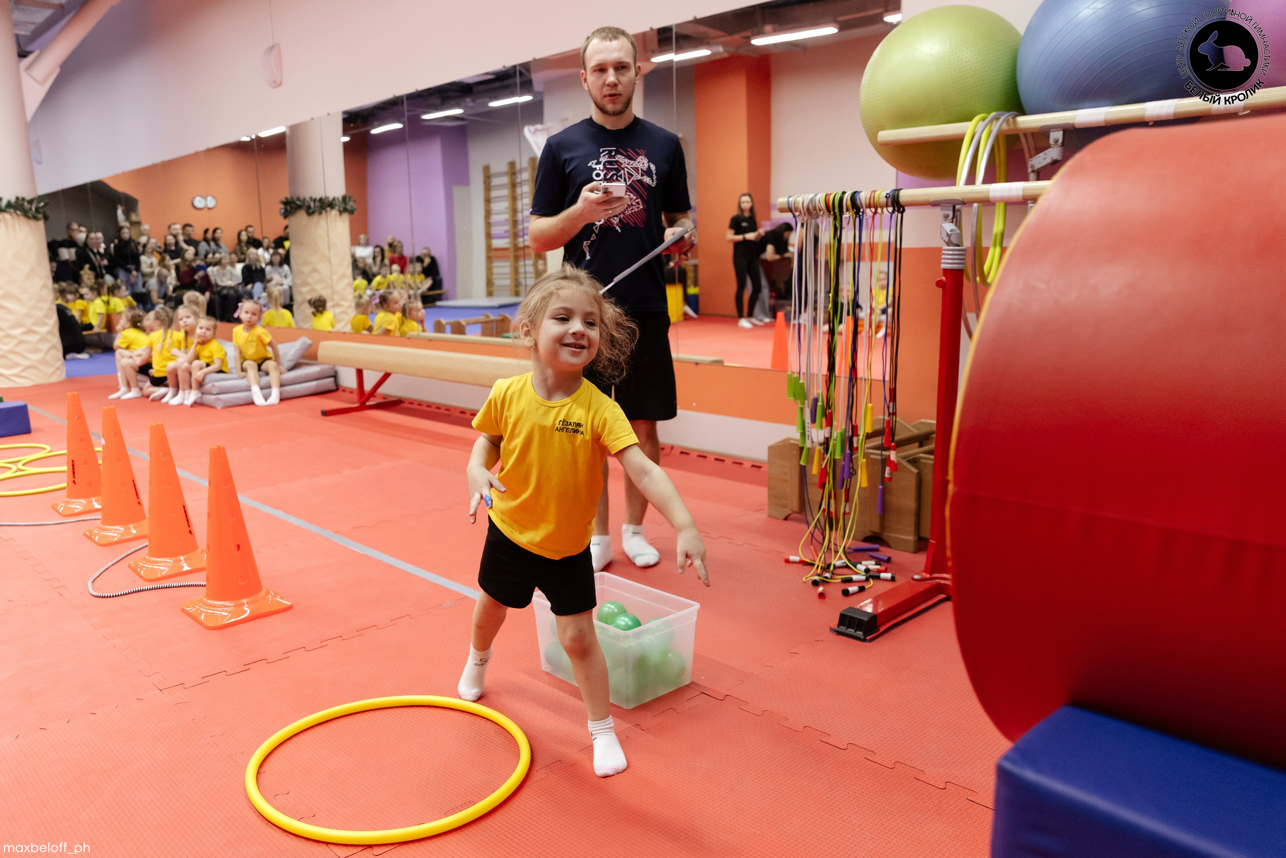 Белый кролик. Соревнования. Семейный фотограф — Макс Белогрудов