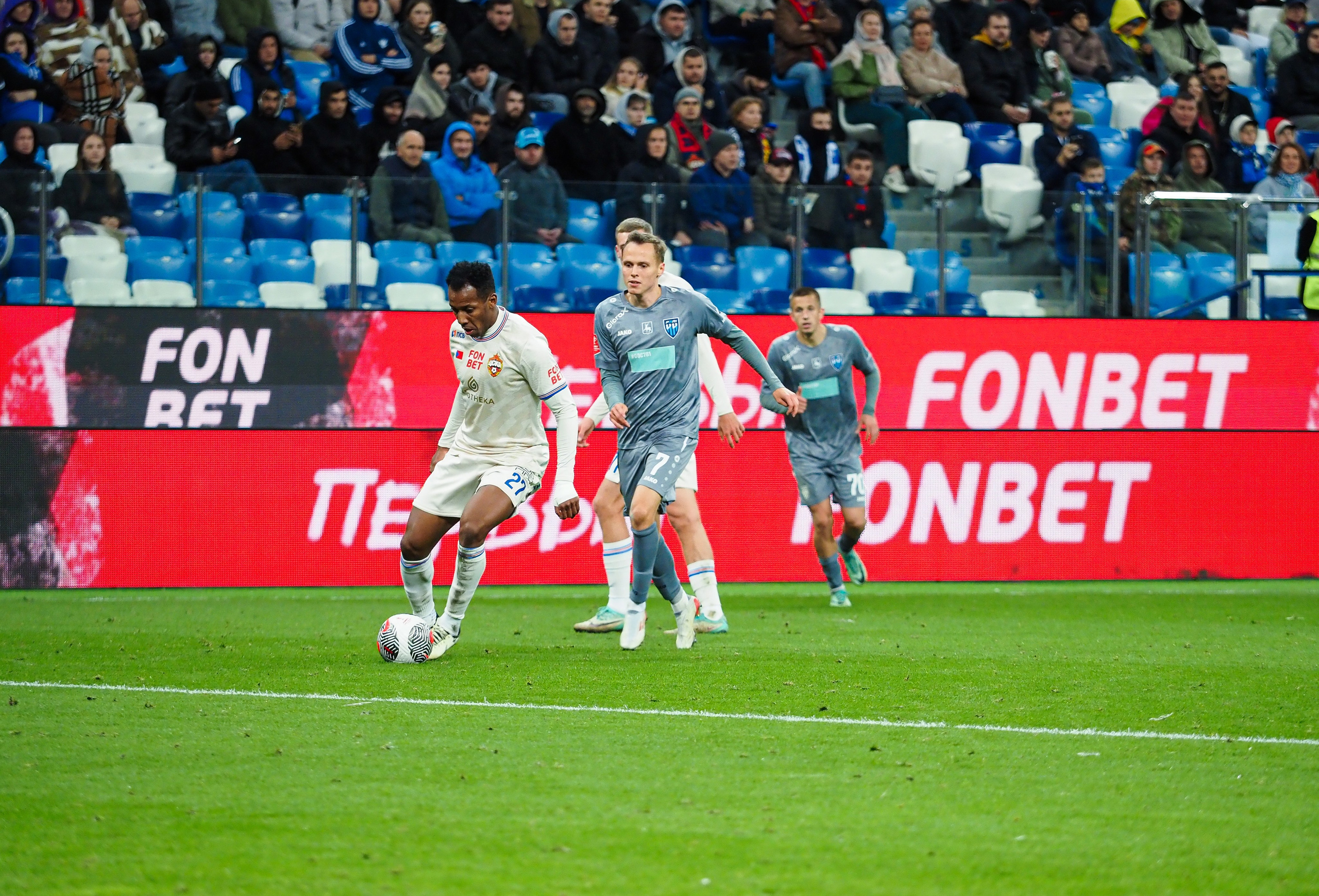 Футбол (РПЛ). Репортажный фотограф Алексей Козьмин