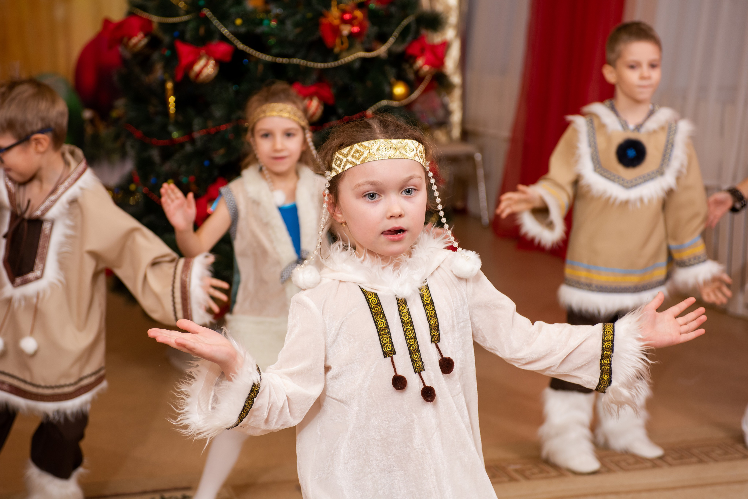 Новогодний утренник в детском саду 276. Выпускные альбомы в Севастополе, Крыму и Екатеринбурге