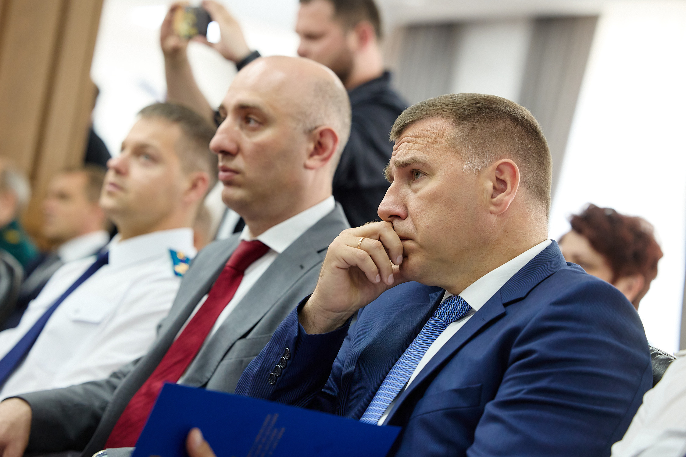 Фотограф Владивосток репортажная съёмка Приморский край официальная фотосъёмка