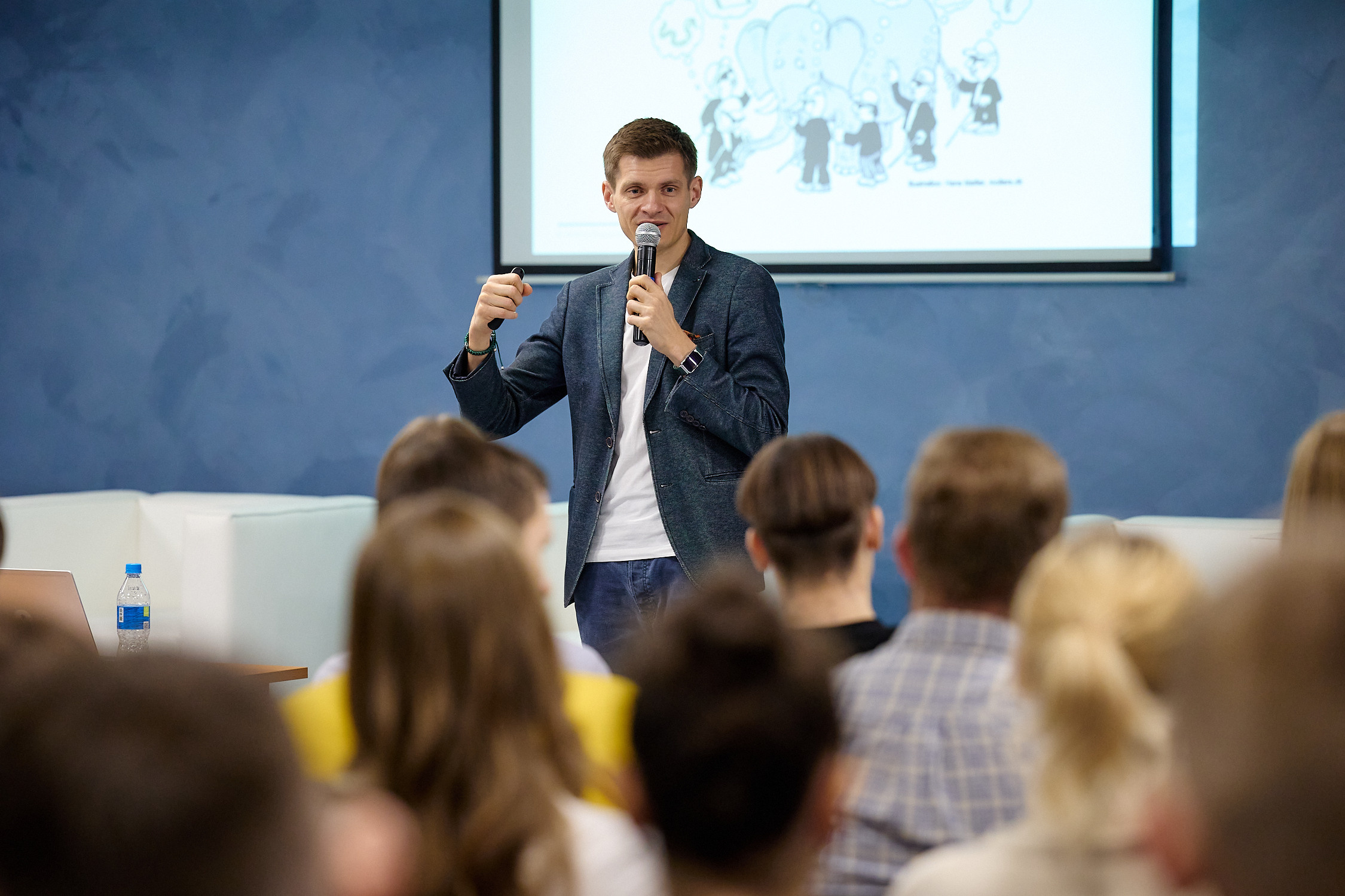 Фотограф репортаж Владивосток репортажная съёмка Приморский край фотосъёмка образование конференция форум