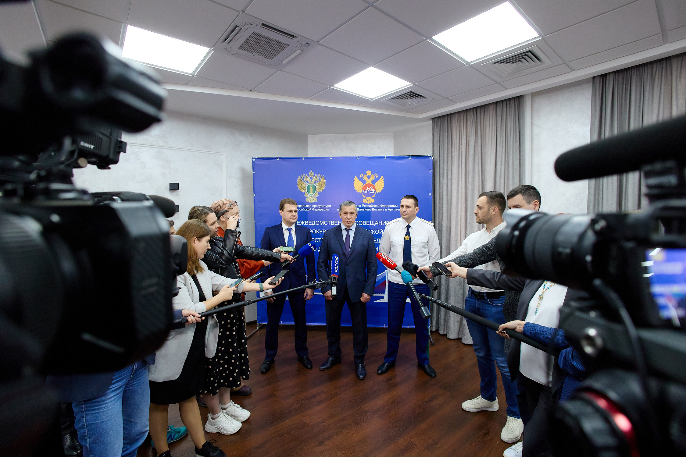 Фотограф Владивосток репортажная съёмка Приморский край официальная фотосъёмка