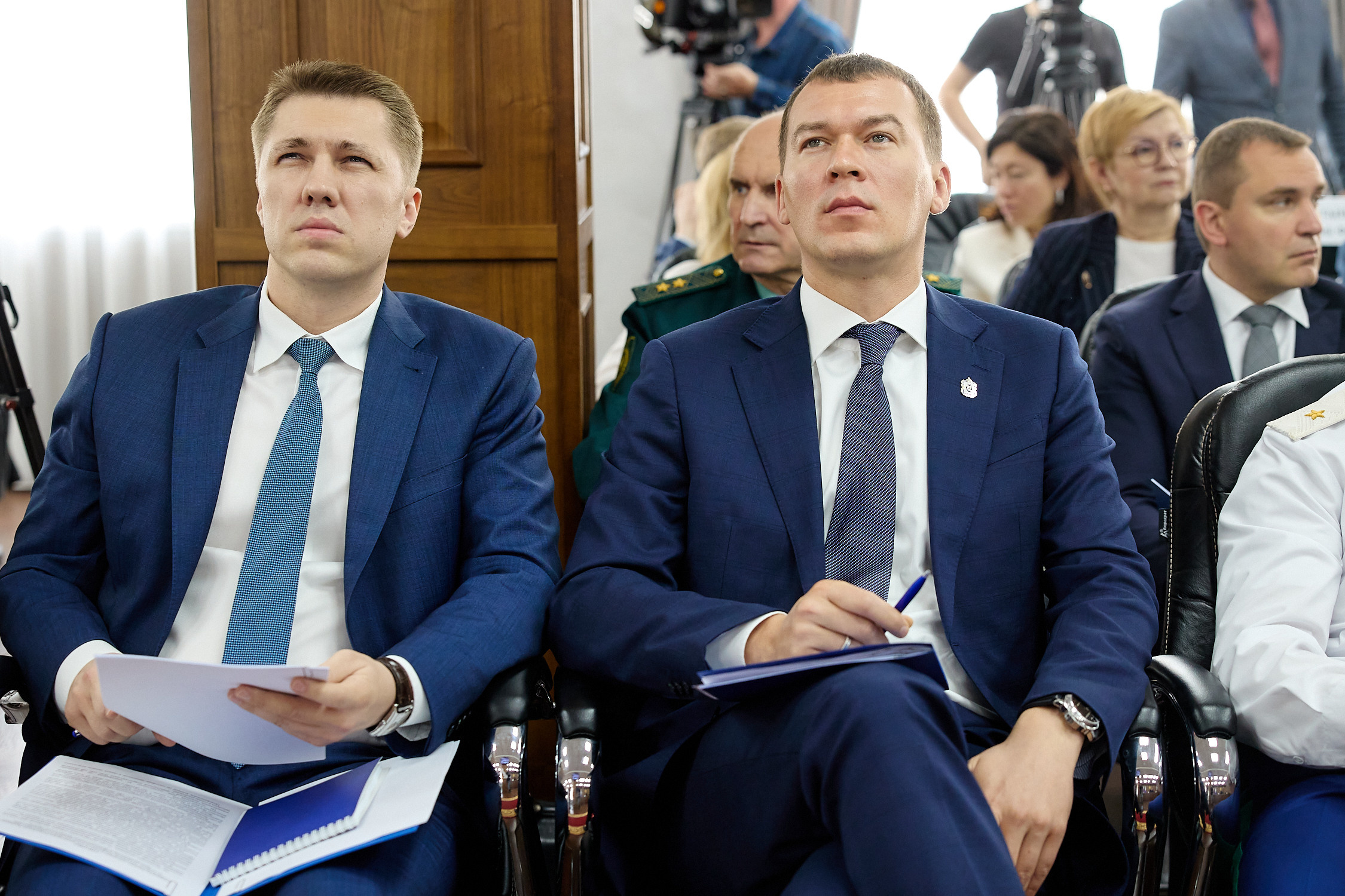 Фотограф Владивосток репортажная съёмка Приморский край официальная фотосъёмка