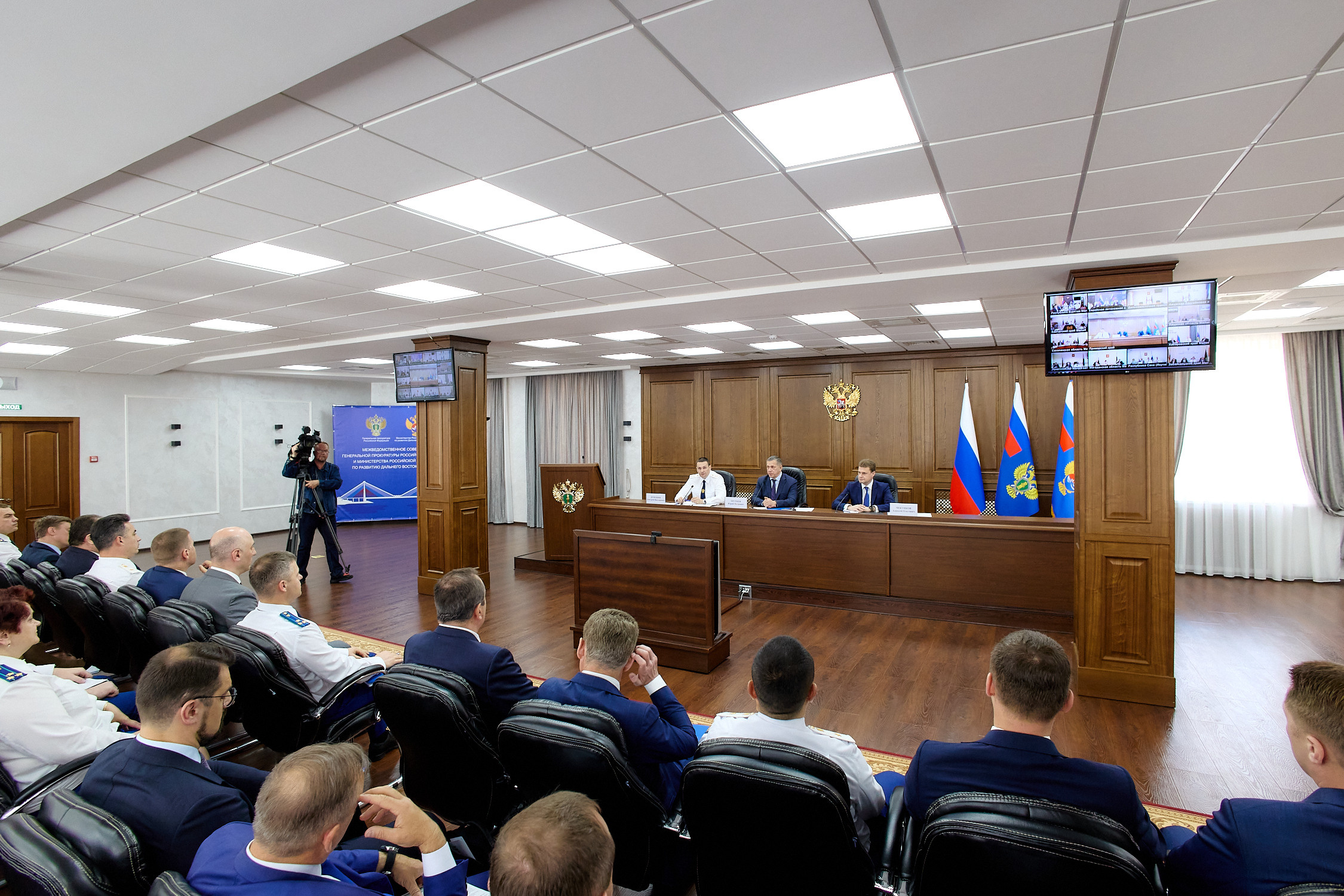 Фотограф Владивосток репортажная съёмка Приморский край официальная фотосъёмка