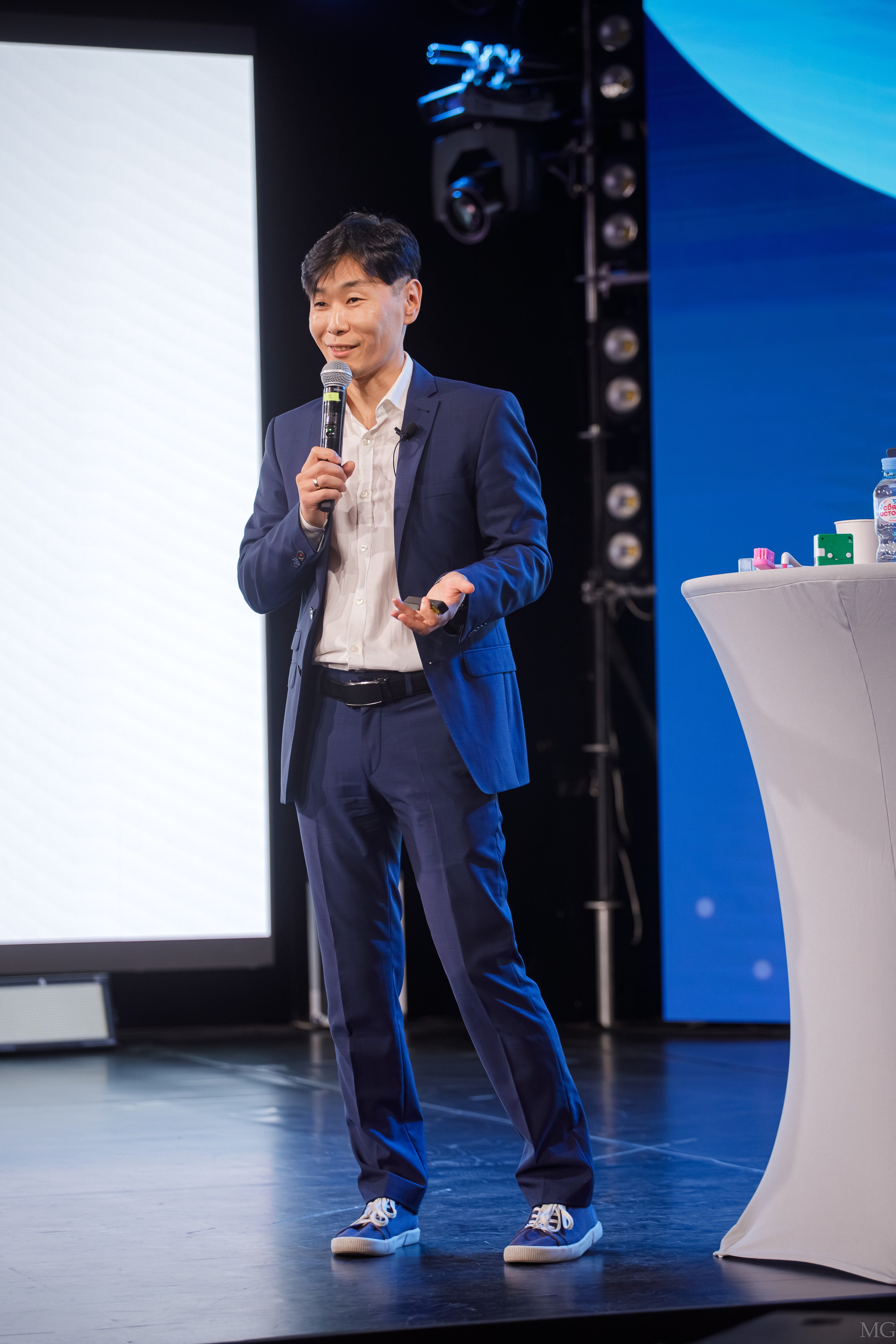 Конференция Гигиена и Профилактика. Маша Гонтарь Семейный домашний репортажный фотограф в Санкт-Петербурге