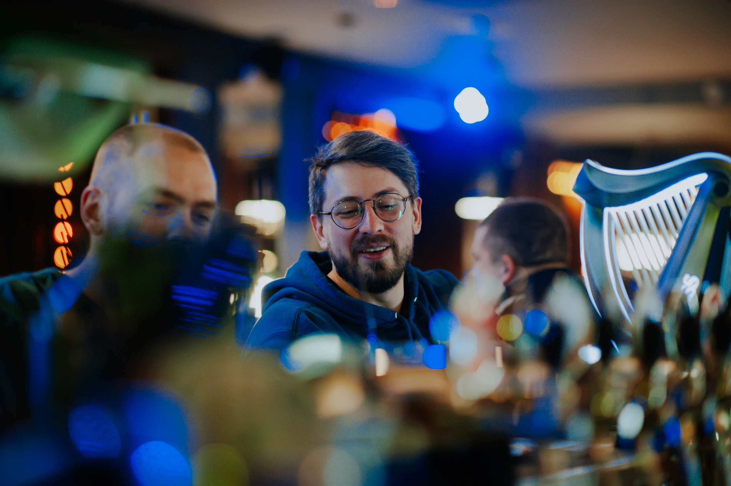 Музыкальное лото в баре Groodki. Портретный и лайфстайл фотограф в Санкт-Петербурге