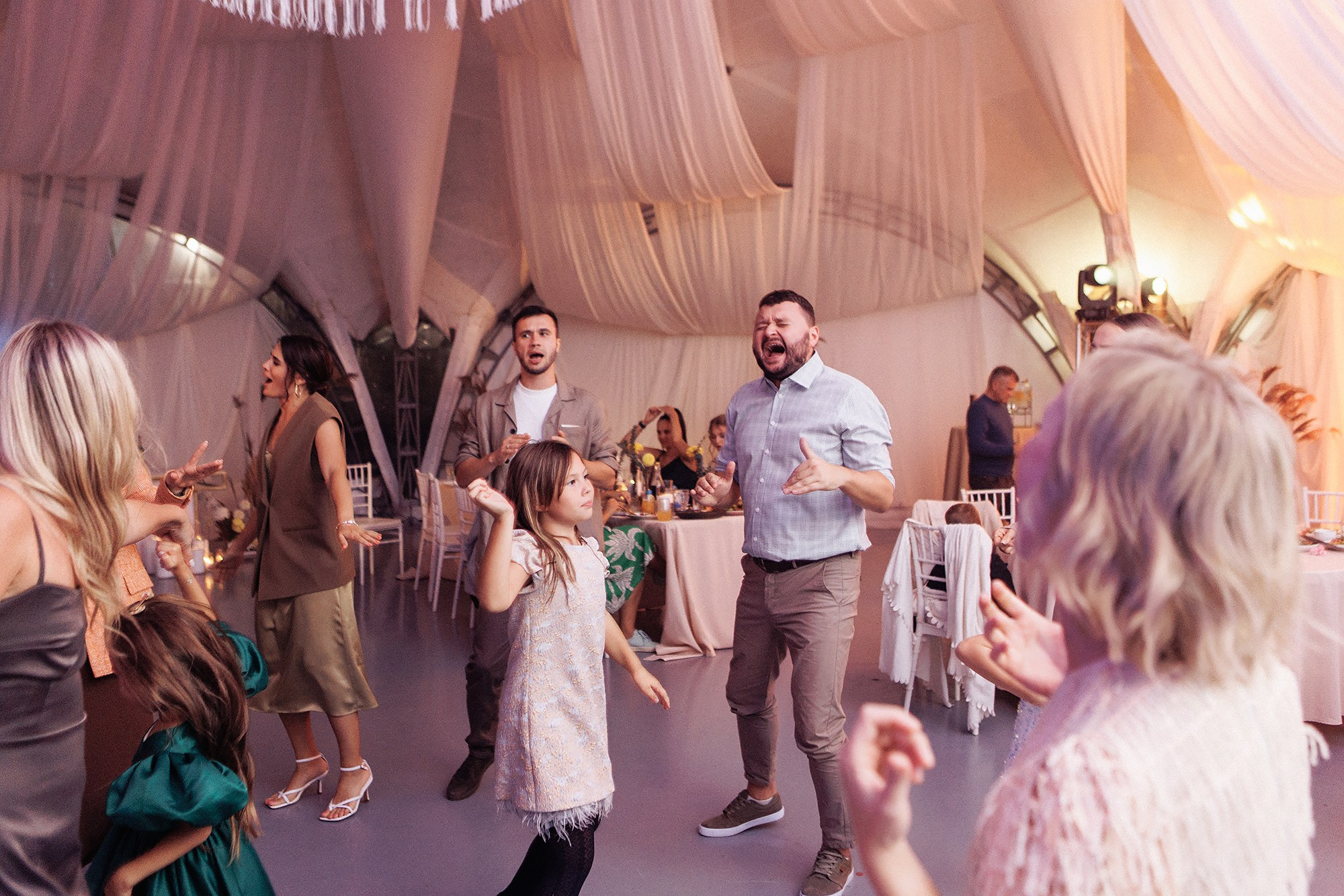 Леша и Даша 21.09.24. Свадебный фотограф Владивосток Алина Гевондова