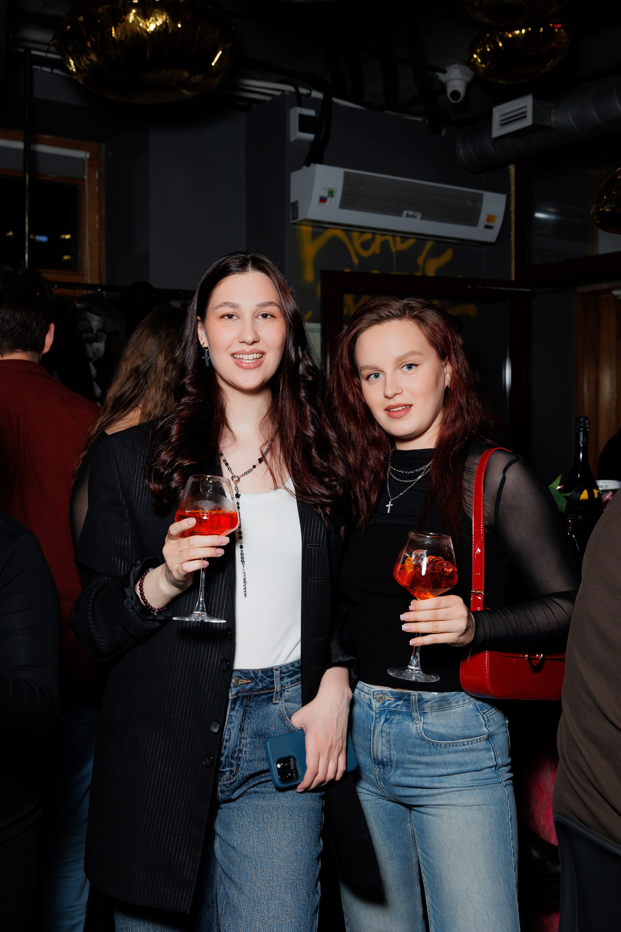 ВИНОТЕКА — 8 МАРТА. СВОИ. ФОТООТЧЕТЫ-СОБЫТИЯ-МЕСТА