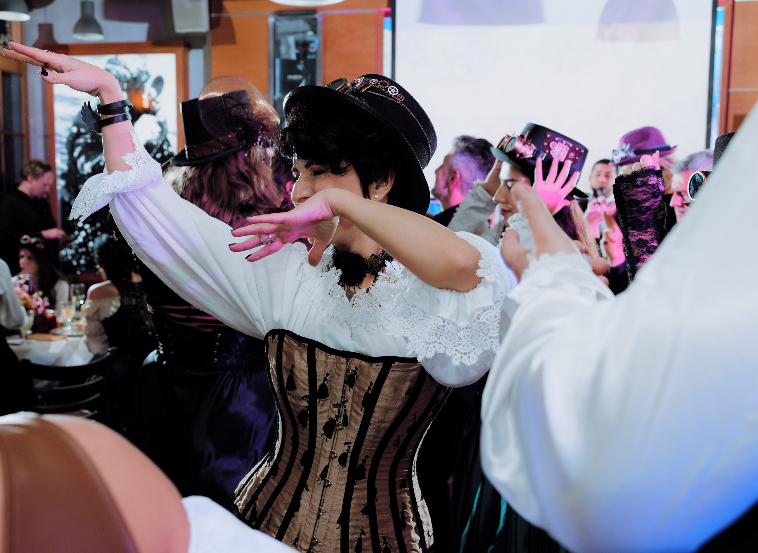 Юбилей 50 лет в стиле Steampunk. АНДРЕЙ ШИРКАЛИН РЕПОРТАЖНЫЙ ФОТОГРАФ МОСКВА НА КОРПОРАТИВ, ДЕНЬ РОЖДЕНИЯ, БАНКЕТ, КОНФЕРЕНЦИЮ, ТИМБИЛДИНГ