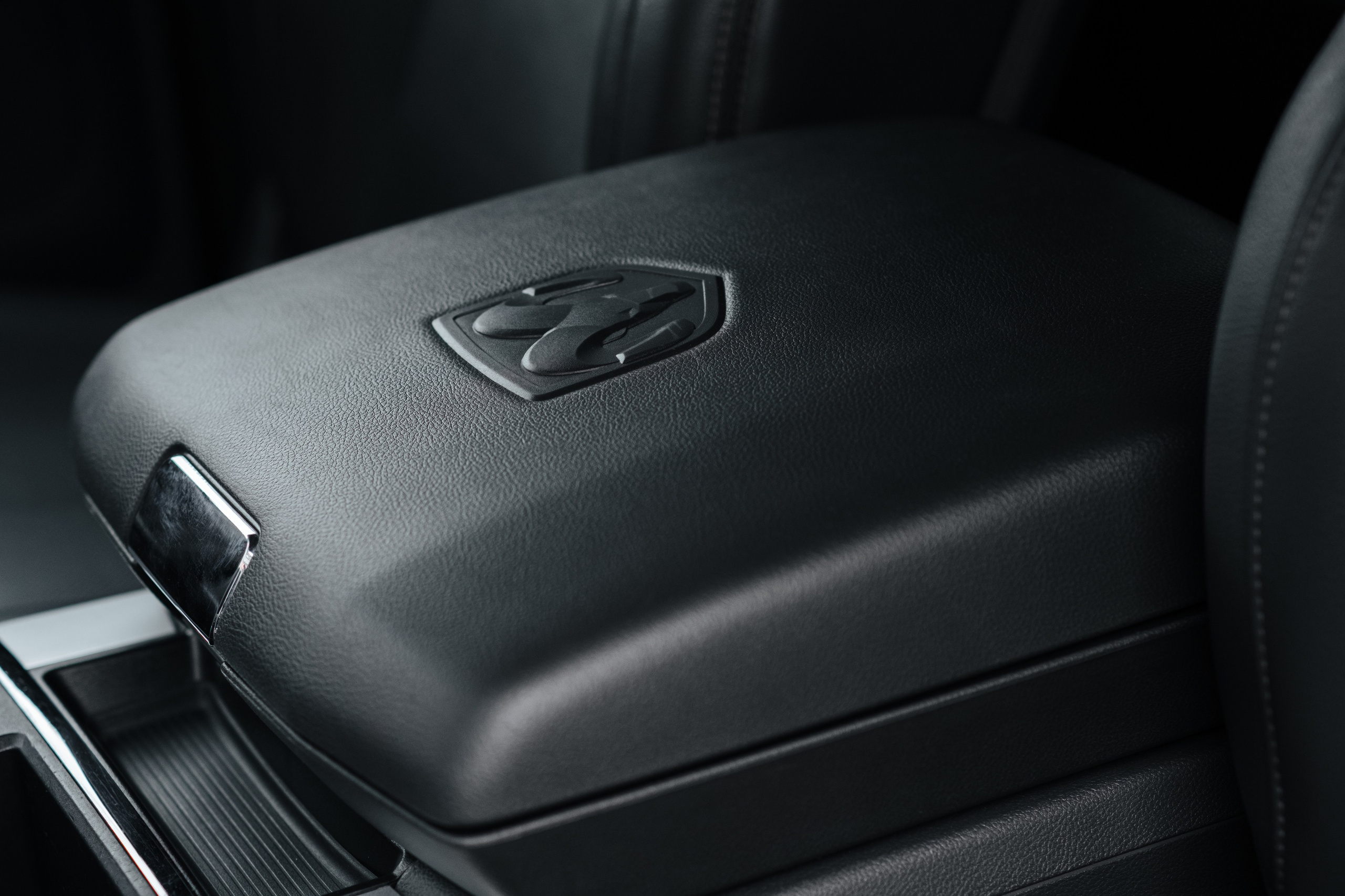 DODGE RAM. Фуд и предметный фотограф Виталий Морозов г. Москва