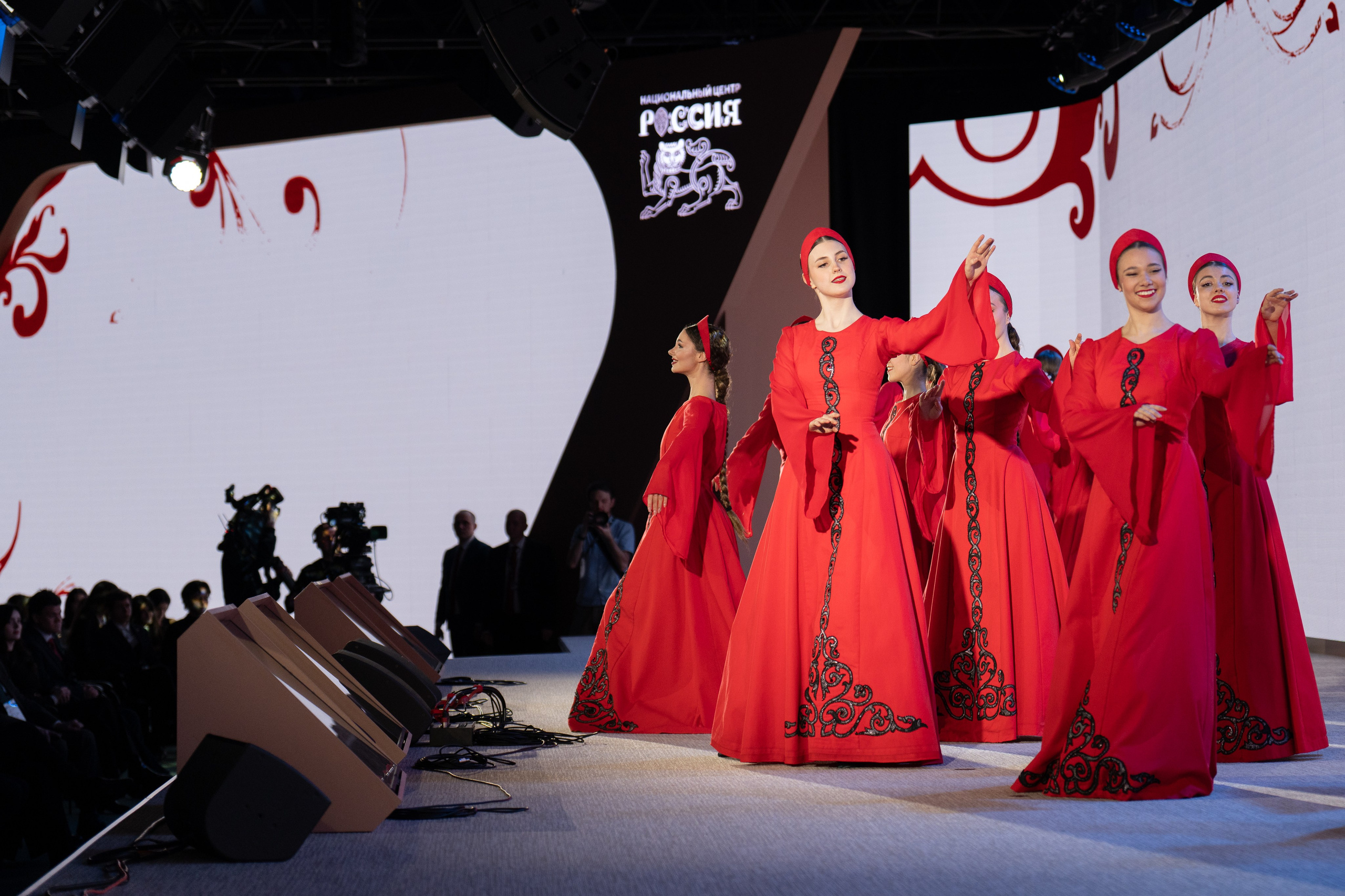 MMMF. Фотограф Дмитрий Алехин. Репортажная съемка мероприятий в Москве