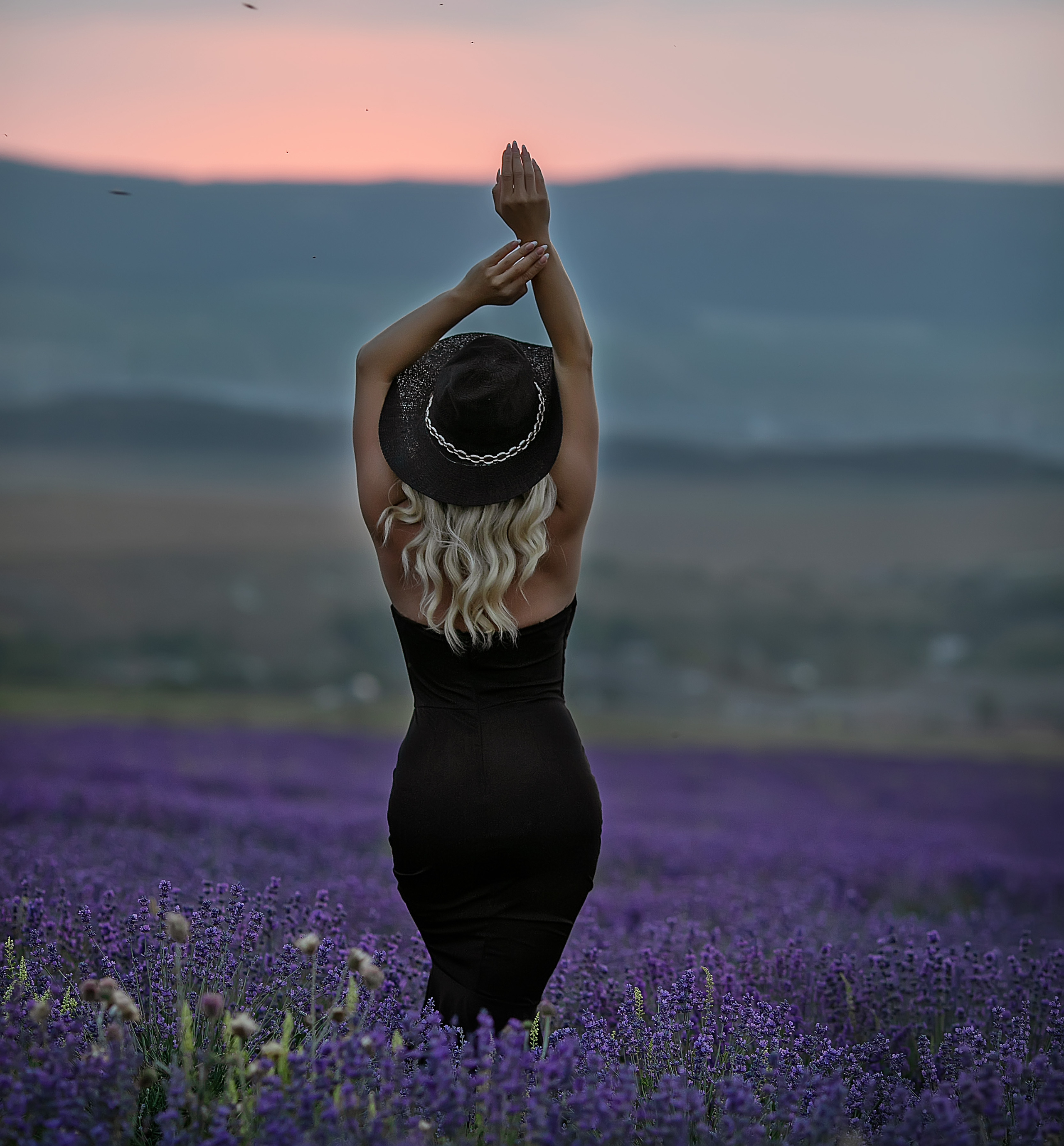 Женский портрет. Путешествуем вместе