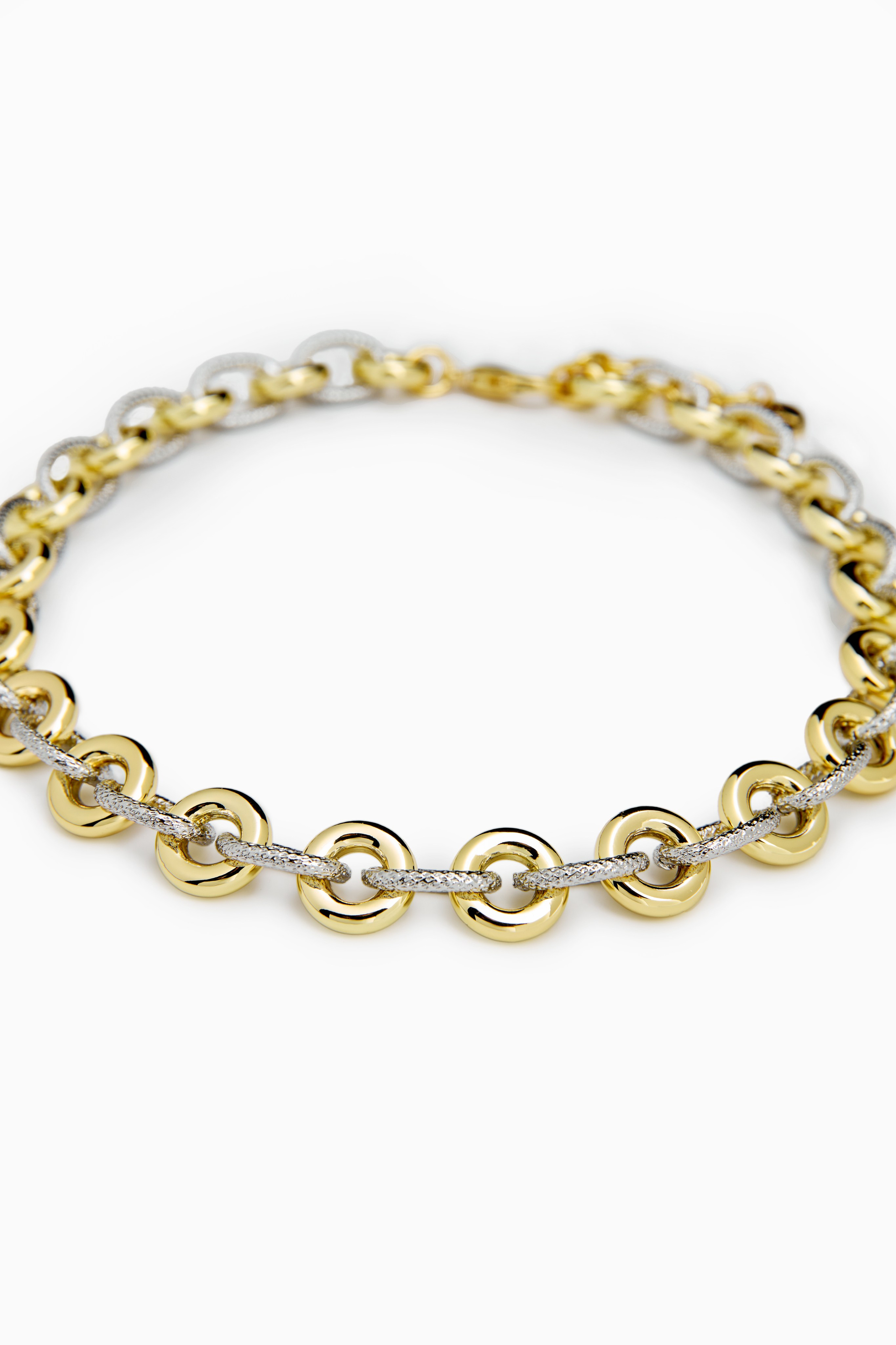 Jewelry catalog Yaroslavna. Фотограф для маркетплейсов в Москве Озерова Кристина