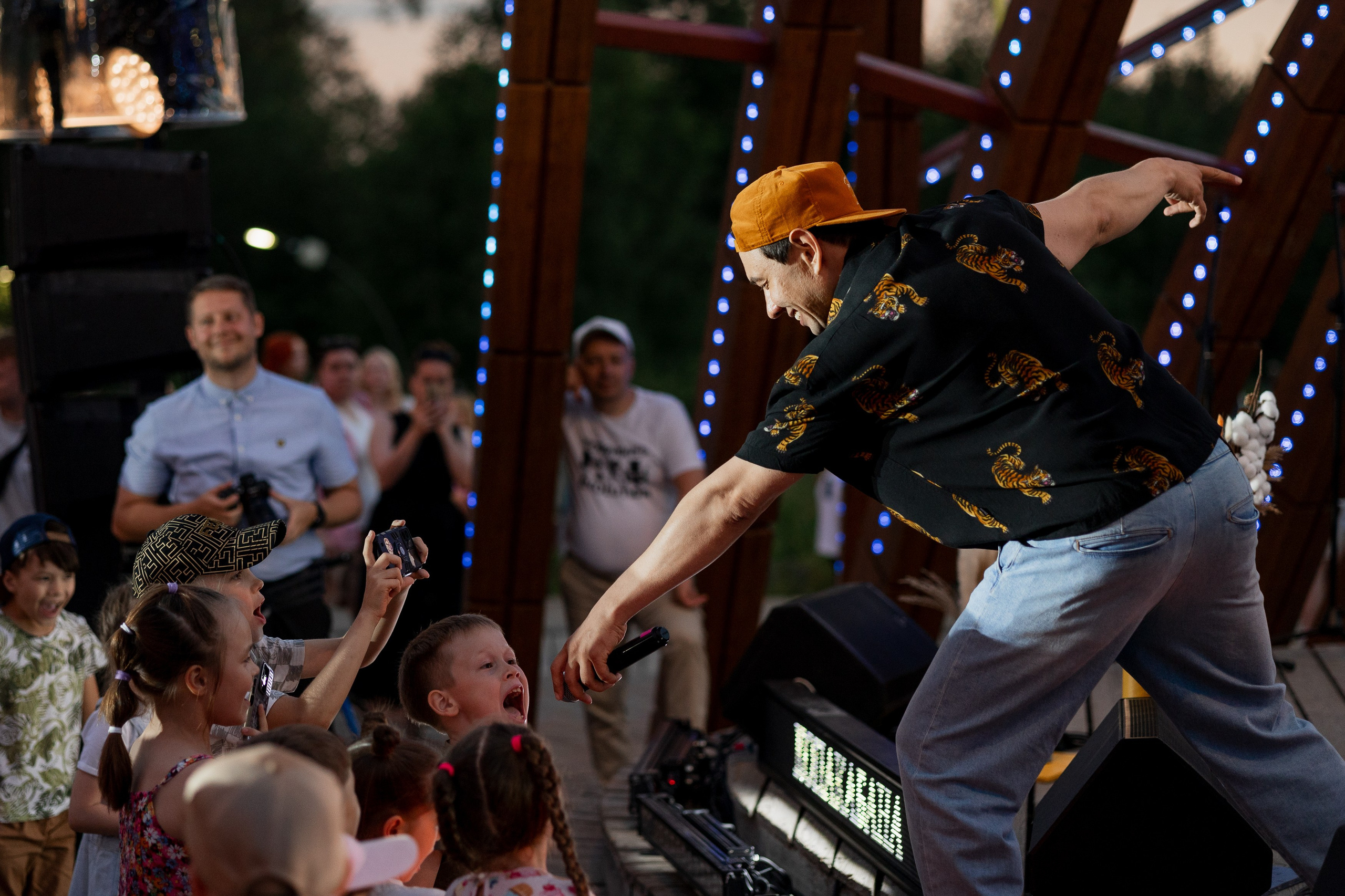 REACTOR Тур. Портретный и репортажный фотограф в Казани Максим Сипачев