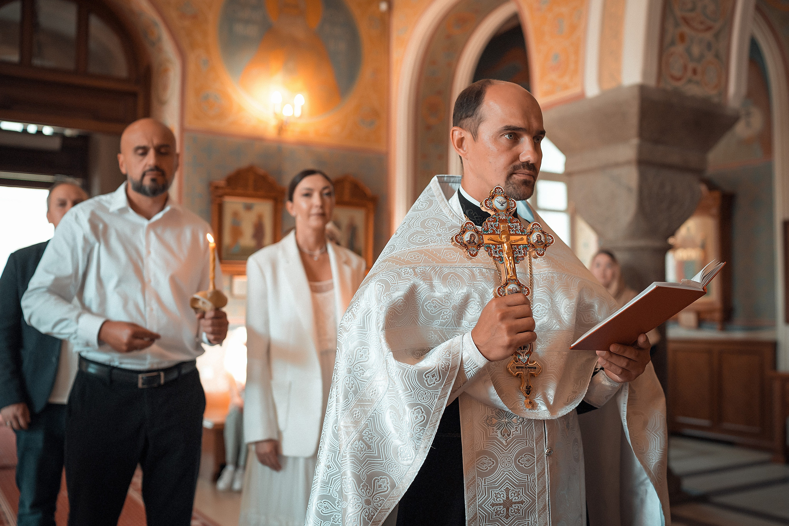 Венчание в Красноярске, фотограф на венчание в Красноярске. Фотограф на Крещение и Венчание в Красноярске Рамазанова Юлия