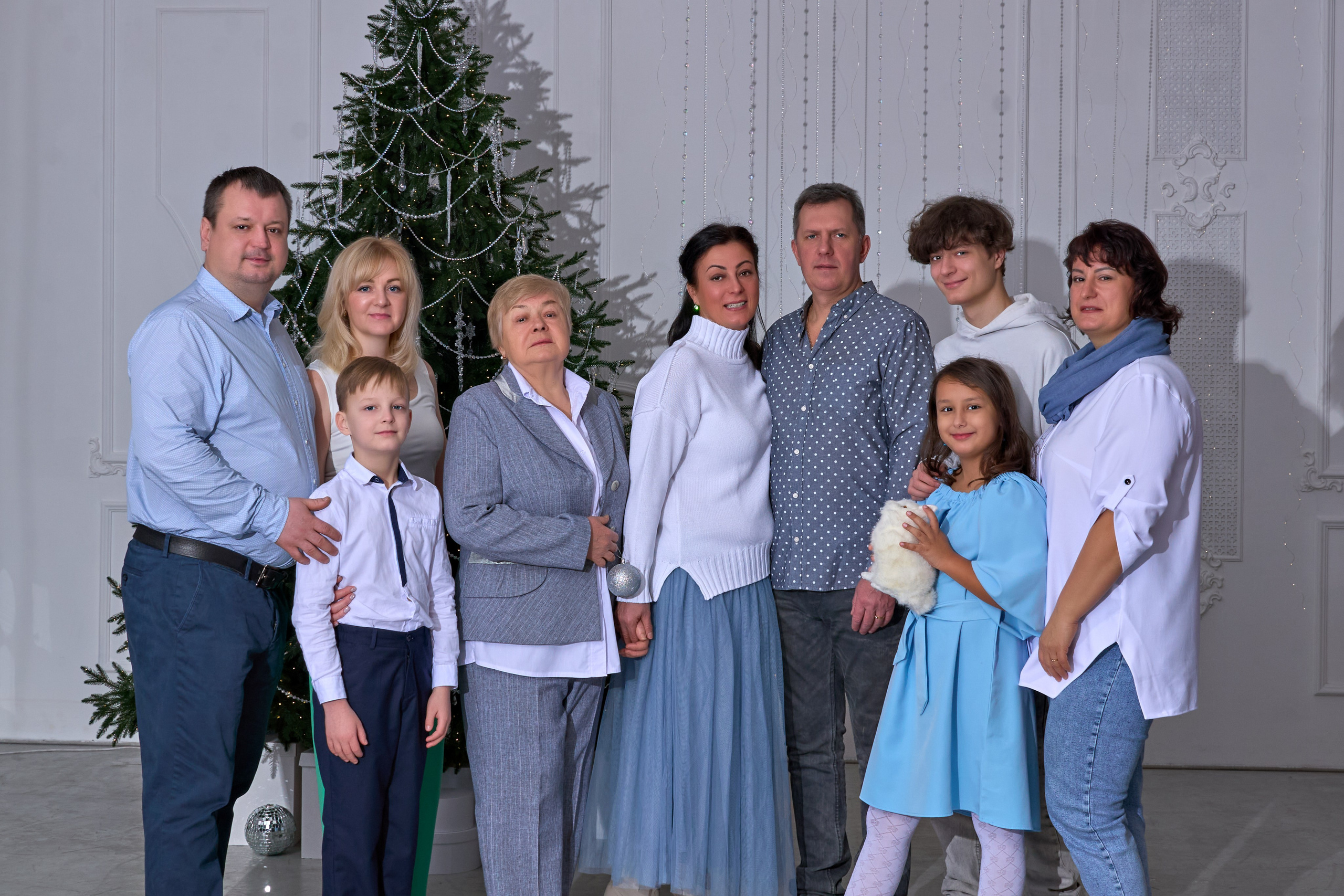 Тематические съемки в студии. Индивидуальные, семейные, студийные съемки в Серпухове и за пределами