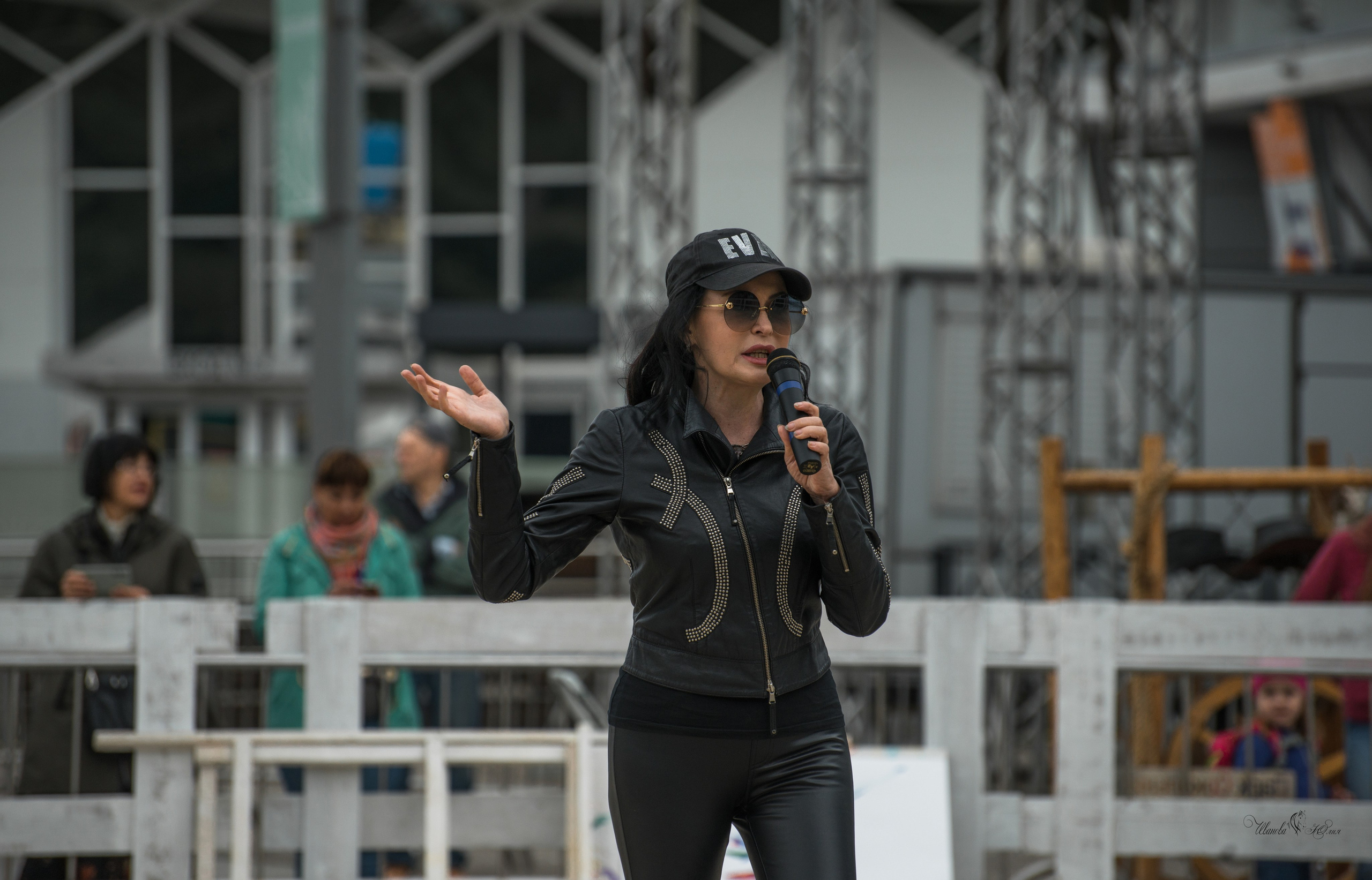 Эквирос, Москва. Конный фотограф в Саратове Юлия Иванова