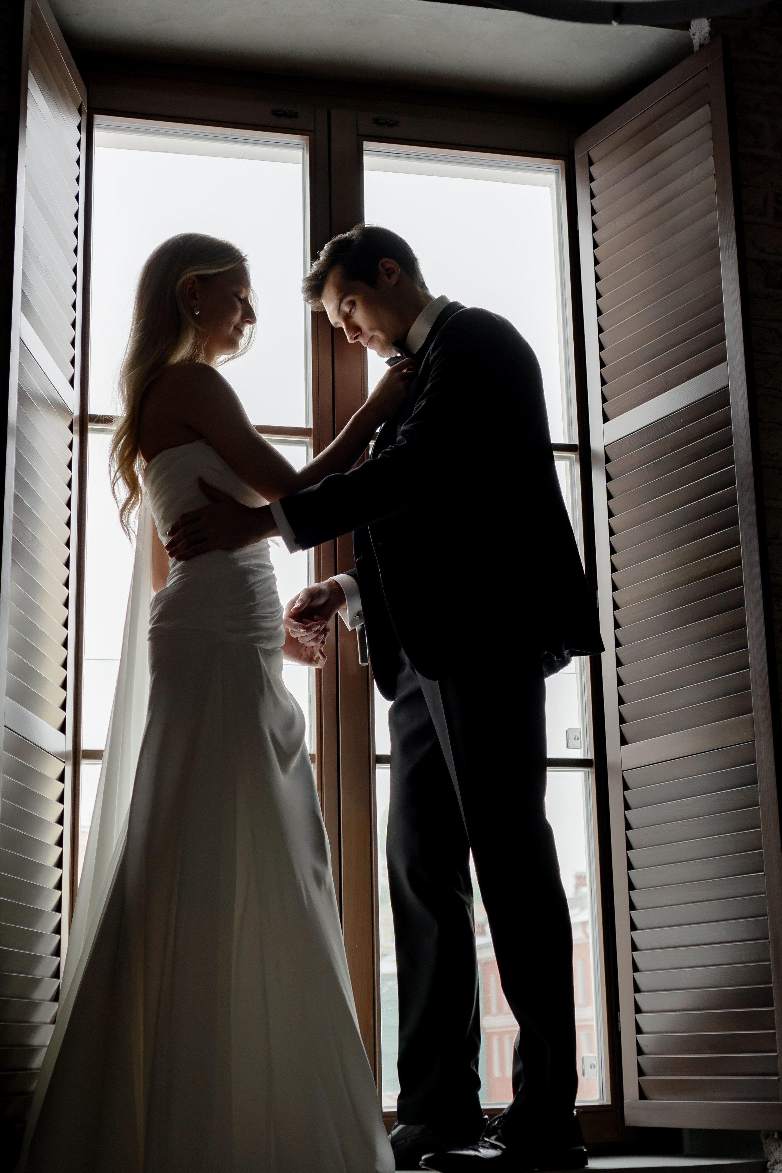 ЭЛЕГАНТНАЯ СВАДБЕНАЯ СЬЕМКА ЖЕНИХА И НЕВЕСТЫ В ДОРОГОМ ОТЕЛЕ САНКТ-ПЕТЕРБУРГА. Профессиональный фотограф, Санкт-Петербург — Виктория Богомолова