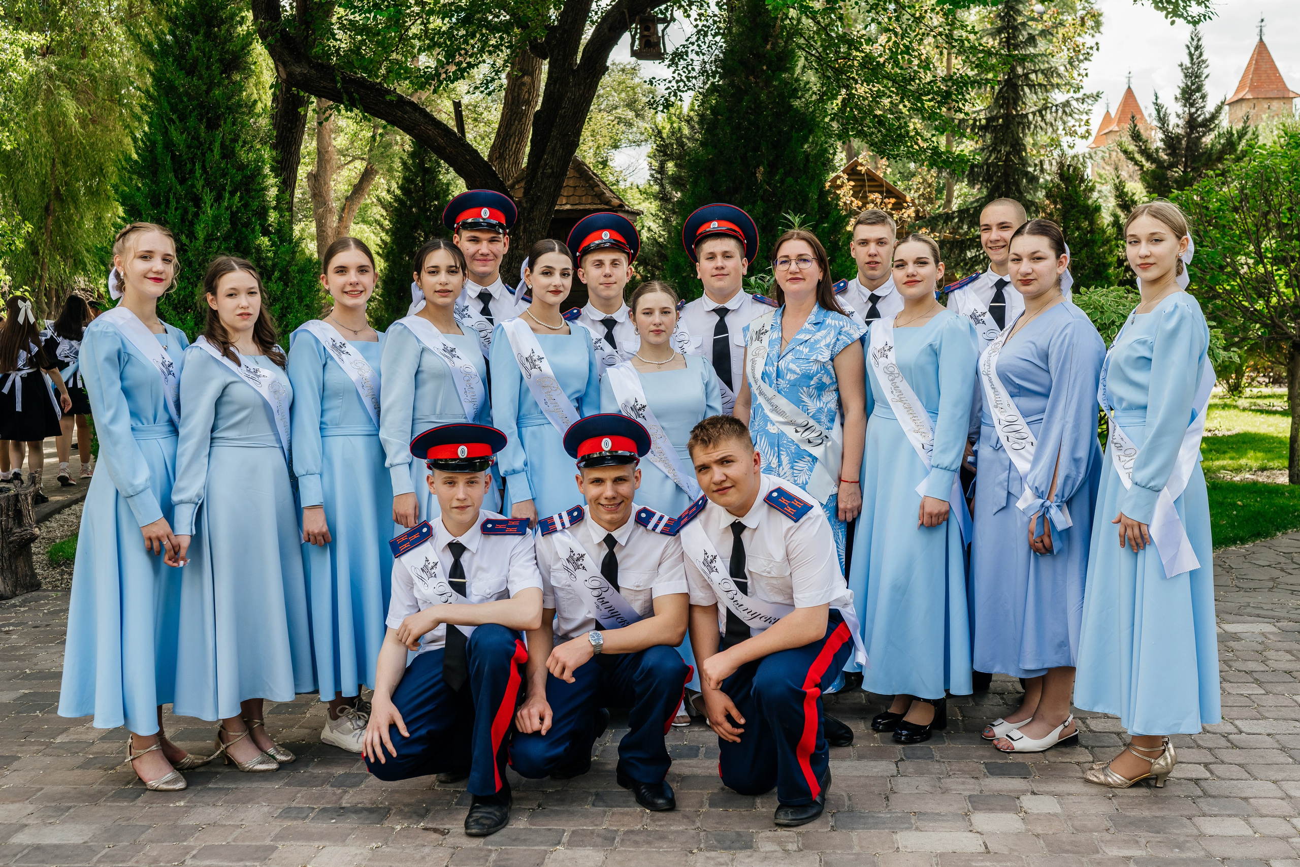 Школьники-кадеты в парке Лога. Фотограф в Каменске-Шахтинском Ольга Сагал