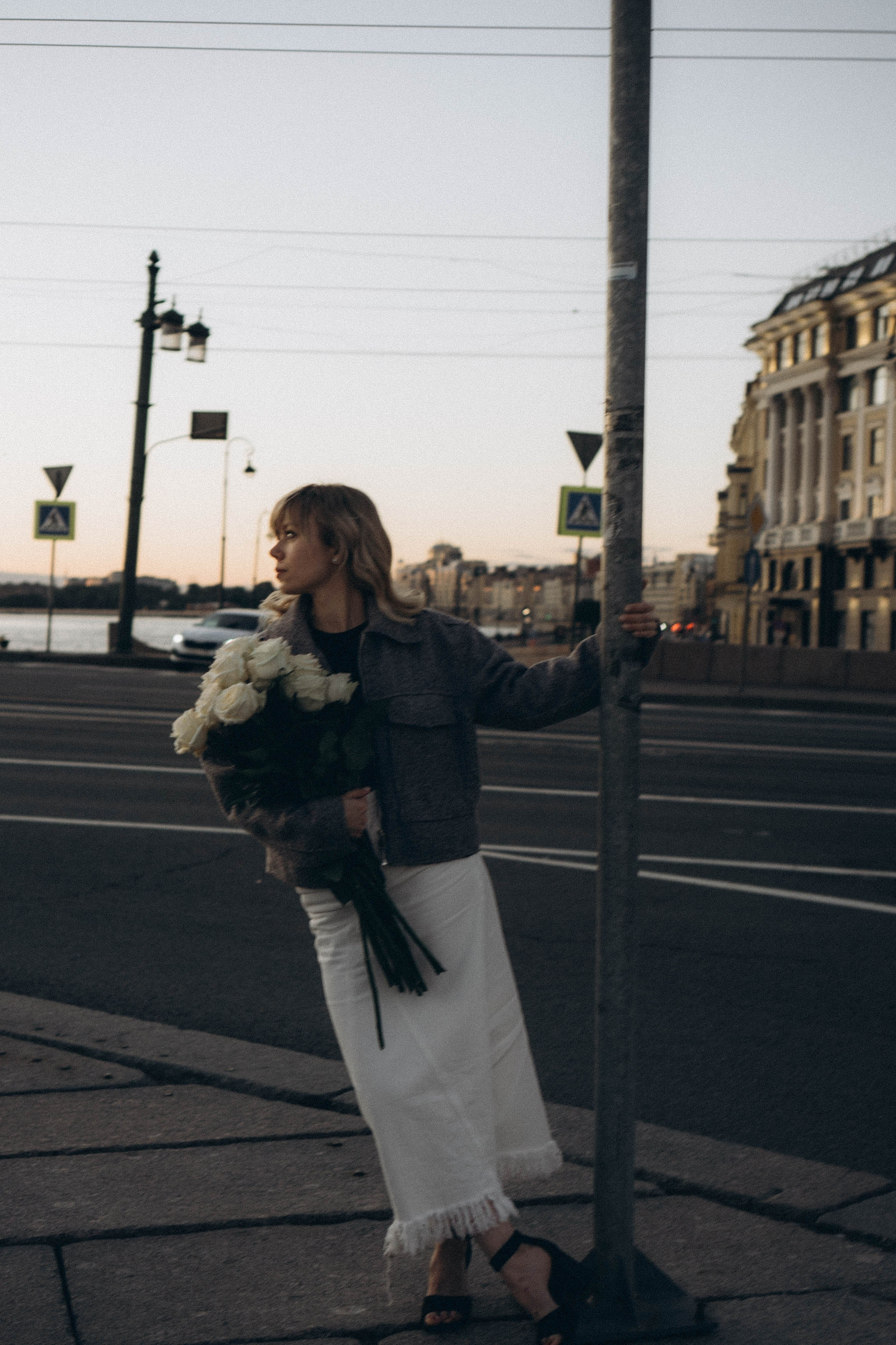 ПРОГУЛКА ПО ГОРОДУ В БЕЛЫЕ НОЧИ (другой вариант). Профессиональный фотограф, Санкт-Петербург — Виктория Богомолова
