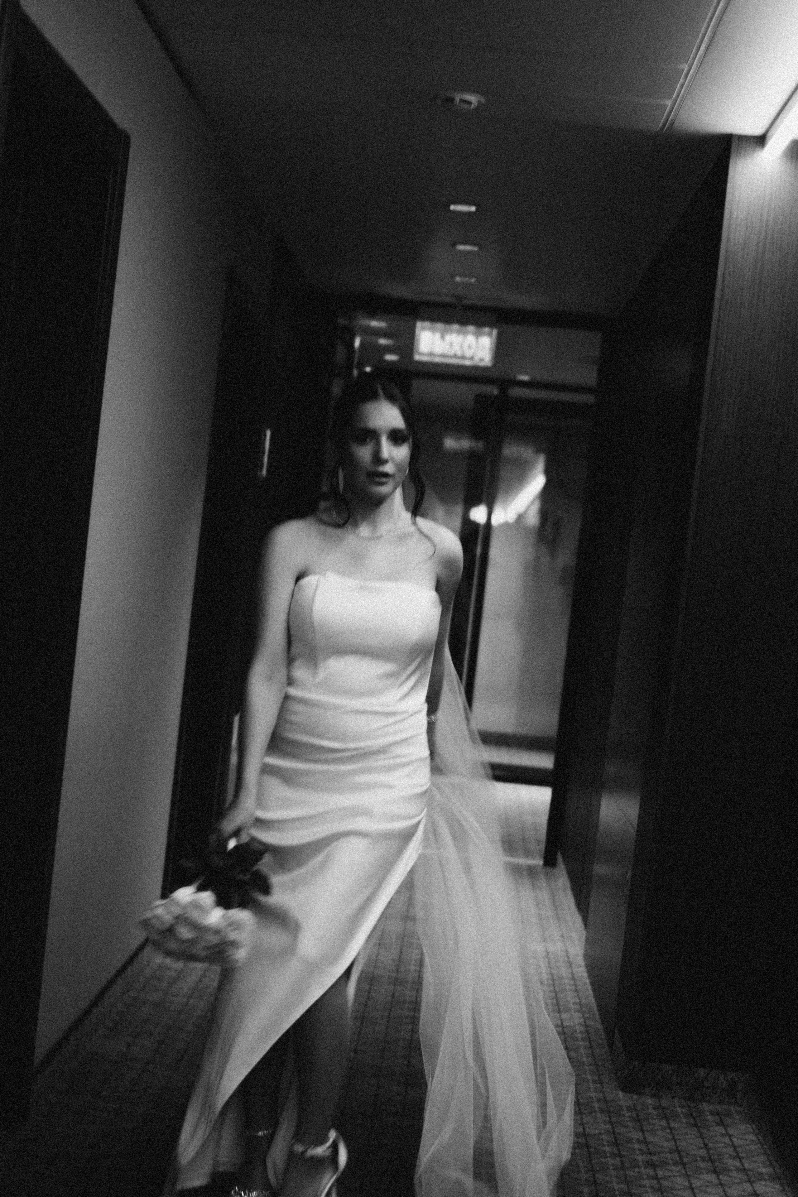 СВАДЕБНАЯ СЬЕМКА СБОРОВ ЖЕНИХА И НЕВЕСТЫ В ОТЕЛЕ И ТАКЖЕ ФОТОСЕССИИЯ В ОТЕЛЕЕ МЕГАПОЛИС БРЯНСК. Профессиональный фотограф, Санкт-Петербург — Виктория Богомолова