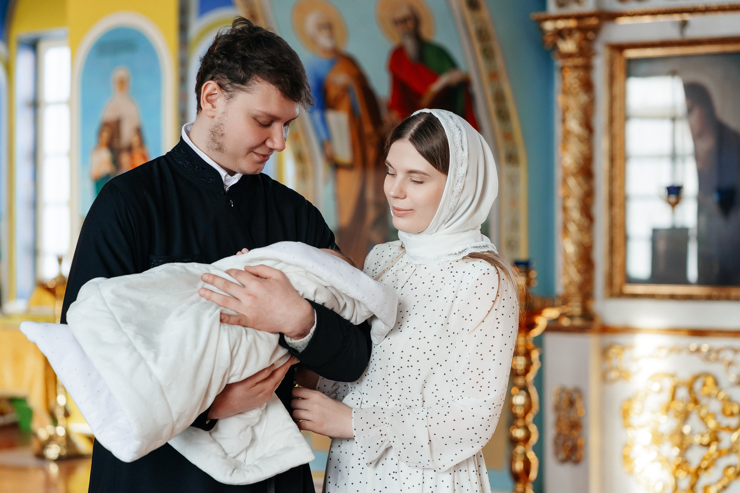 Фотосъемка крещения. Фотограф Ким Наталья в Красноярске