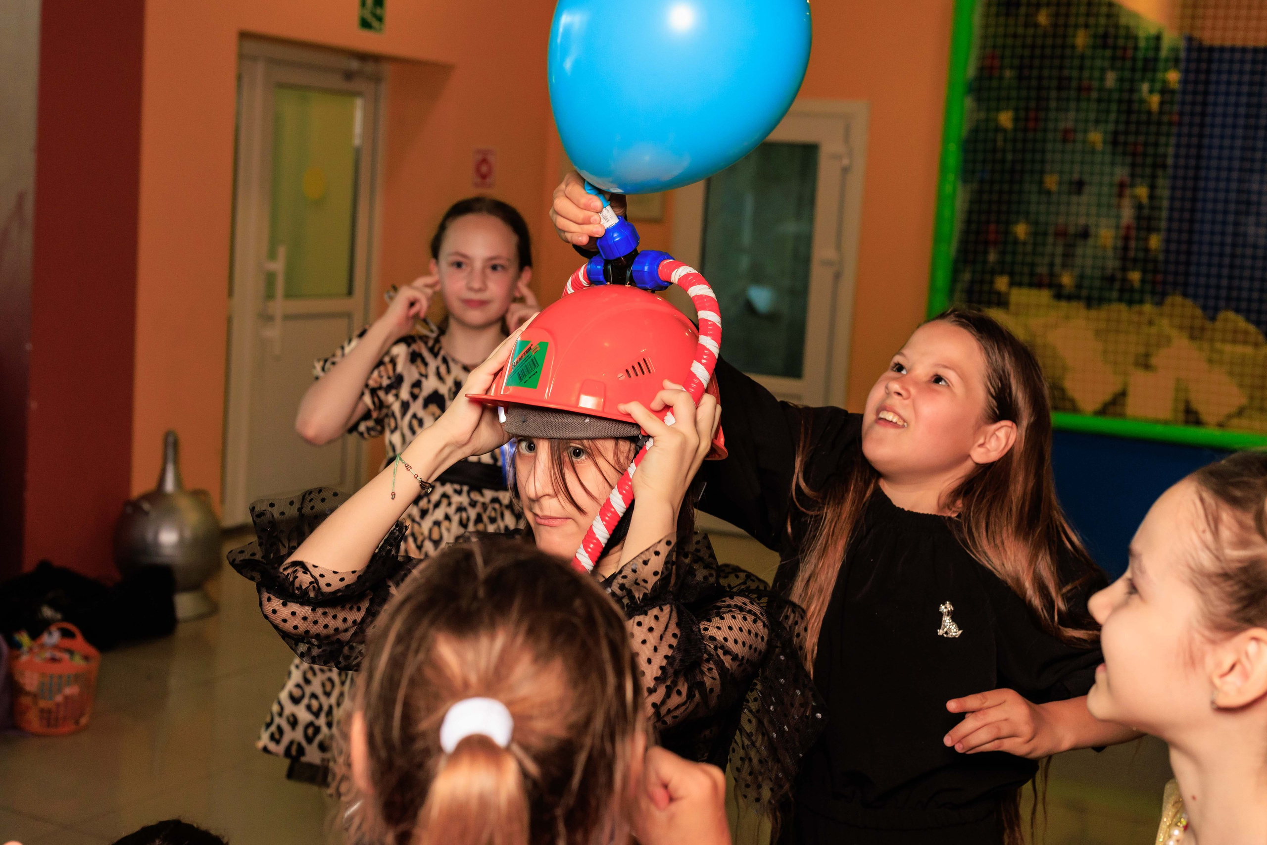 Выпускной 4 класс. Фотограф в Москве Дмитрий Емельянов