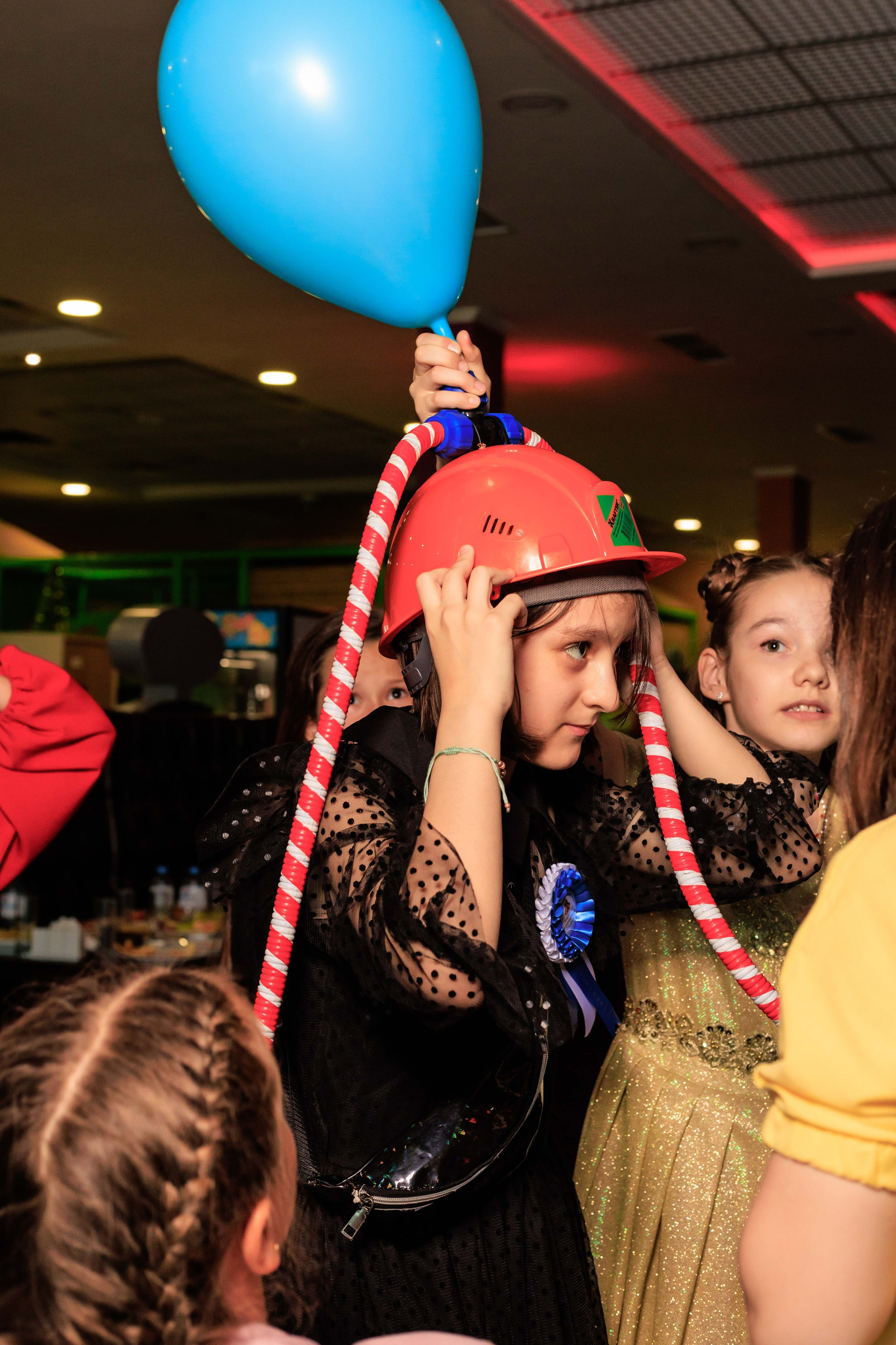 Выпускной 4 класс. Фотограф в Москве Дмитрий Емельянов