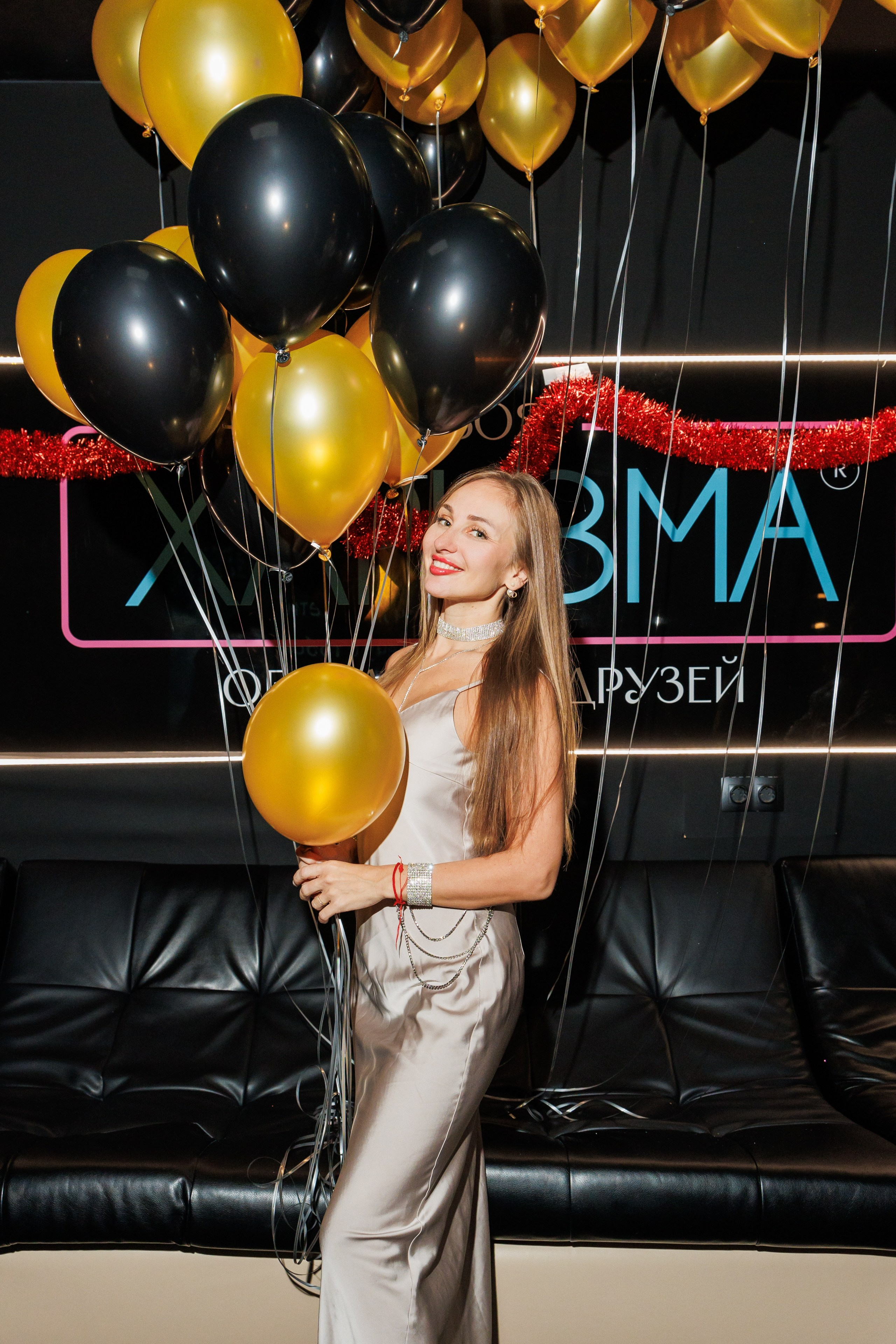 Вечеринка в караоке. Фотограф в Москве Дмитрий Емельянов