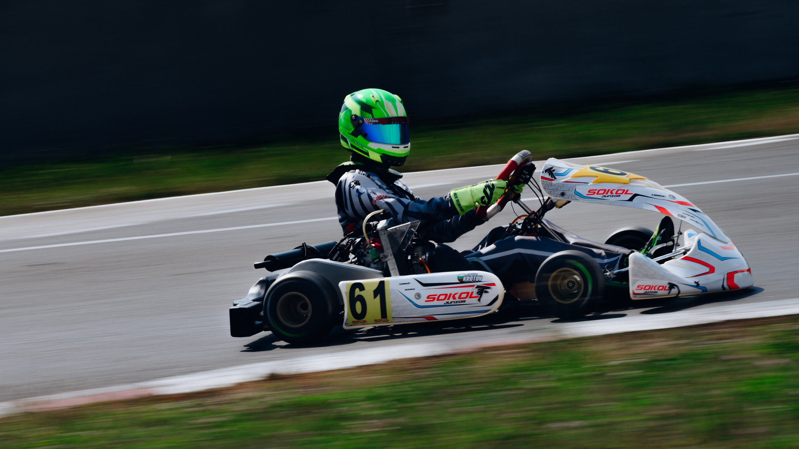Съёмка команды. Sokol Racing Junior. Rotax Max Russia. Елена Чеснокова спортивный фотограф во Владимире и Белграде