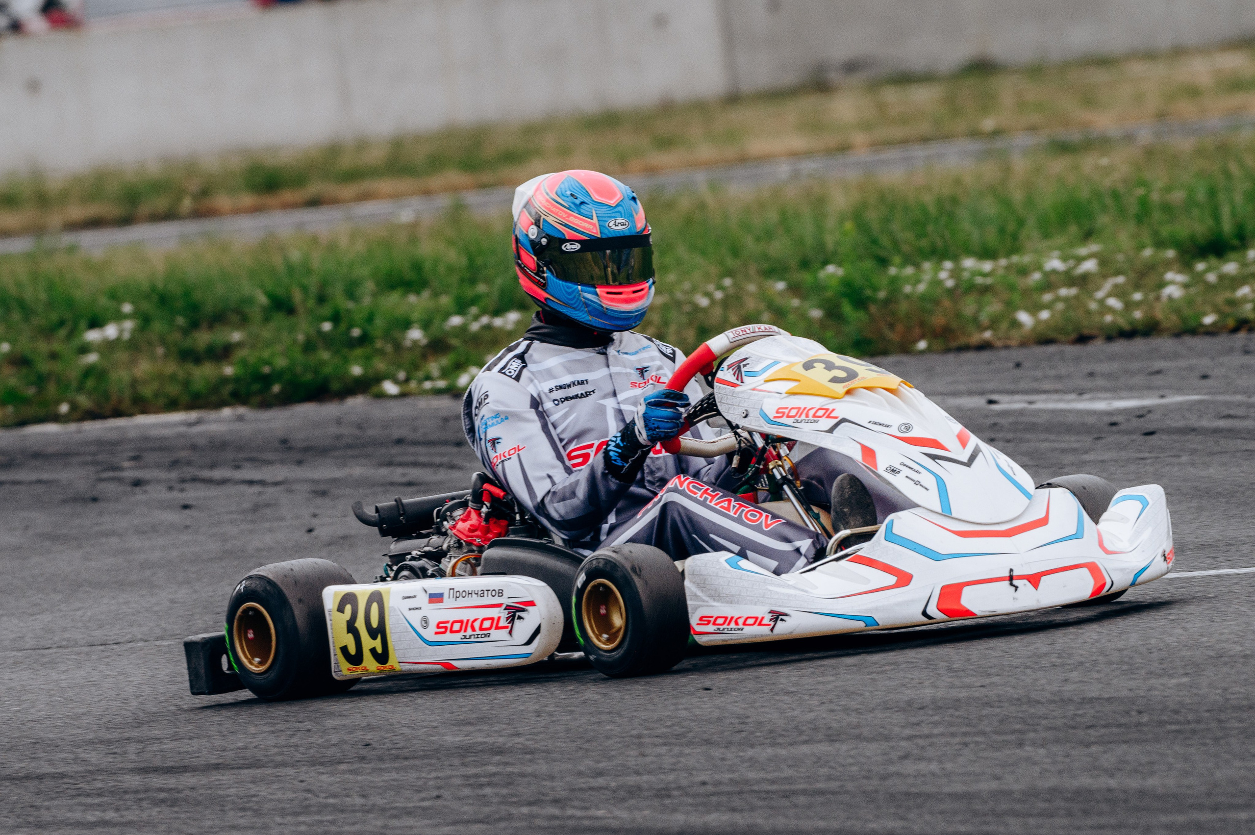 Съёмка команды. Sokol Racing Junior. Rotax Max Russia. Елена Чеснокова спортивный фотограф во Владимире и Белграде