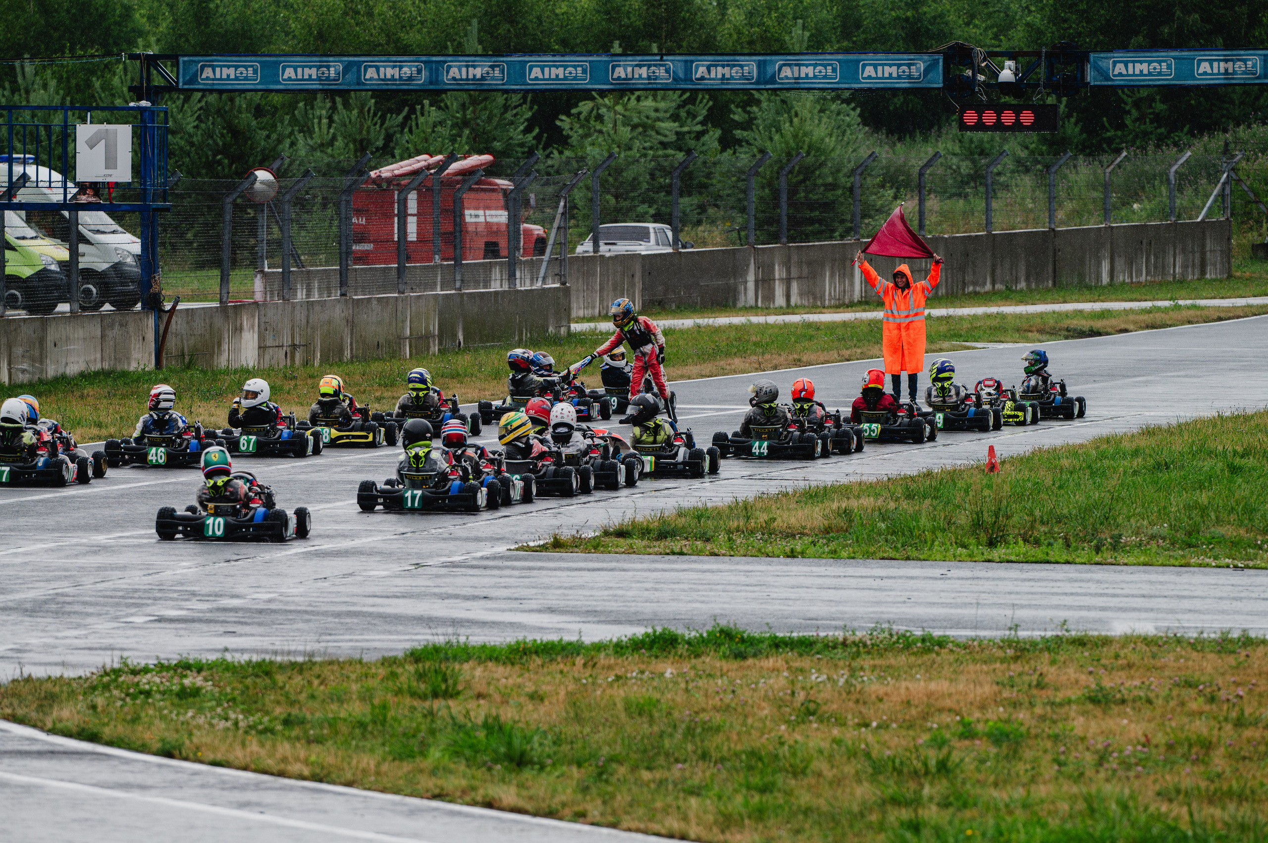 Съёмка команды. Sokol Racing Junior. Rotax Max Russia. Елена Чеснокова спортивный фотограф во Владимире и Белграде