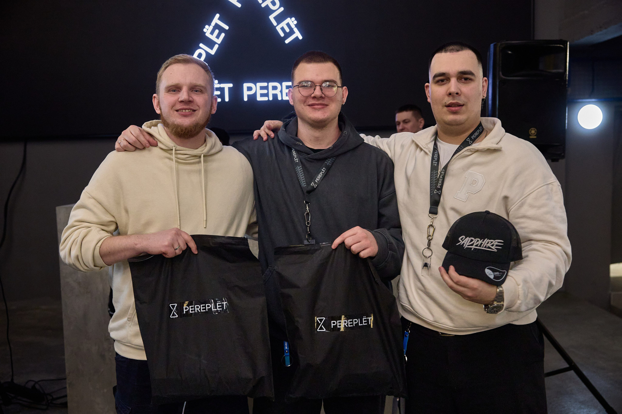 Открытие лаунж-кафе Pereplёt. 18+. Предметный и репортажный фотограф Алексей Кротов