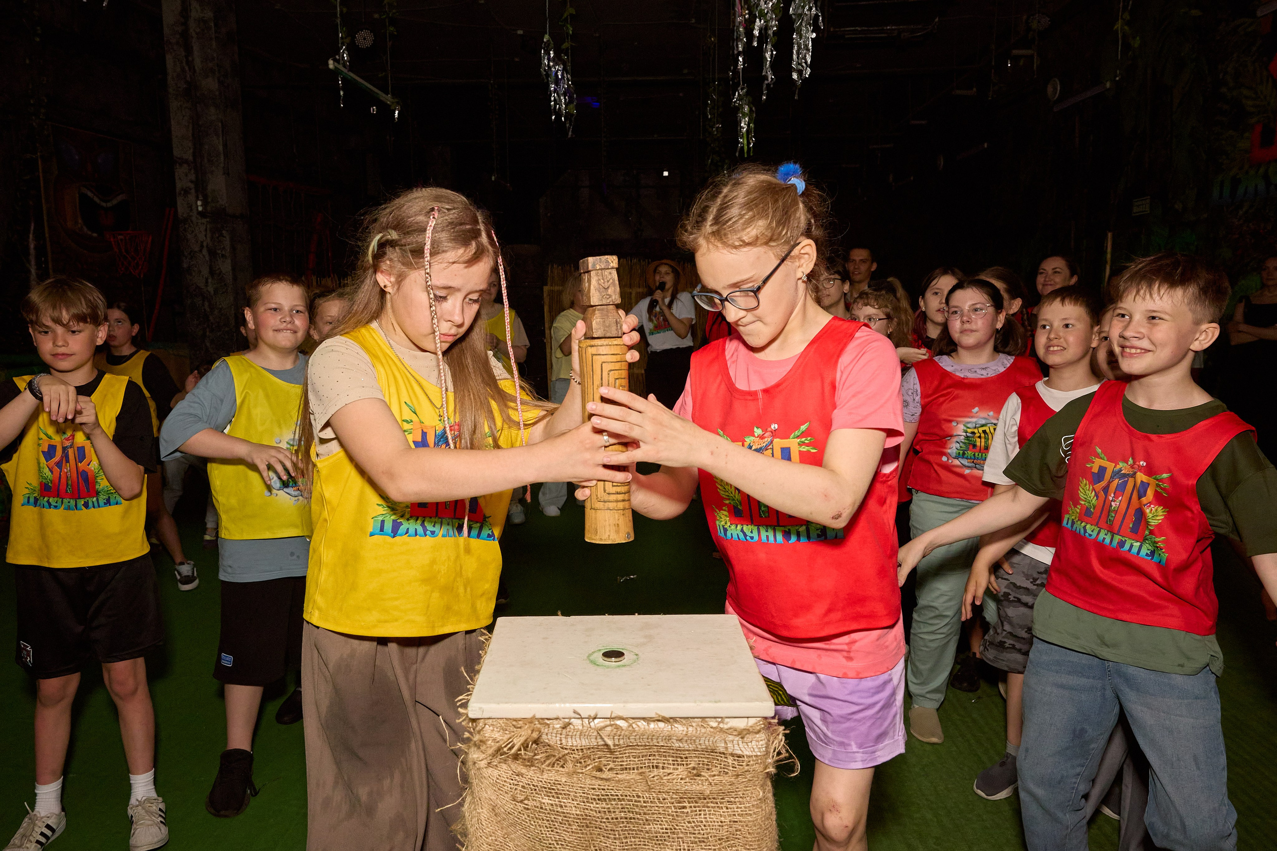 Фотосъёмка квестов и квест-шоу. Предметный и репортажный фотограф Алексей Кротов